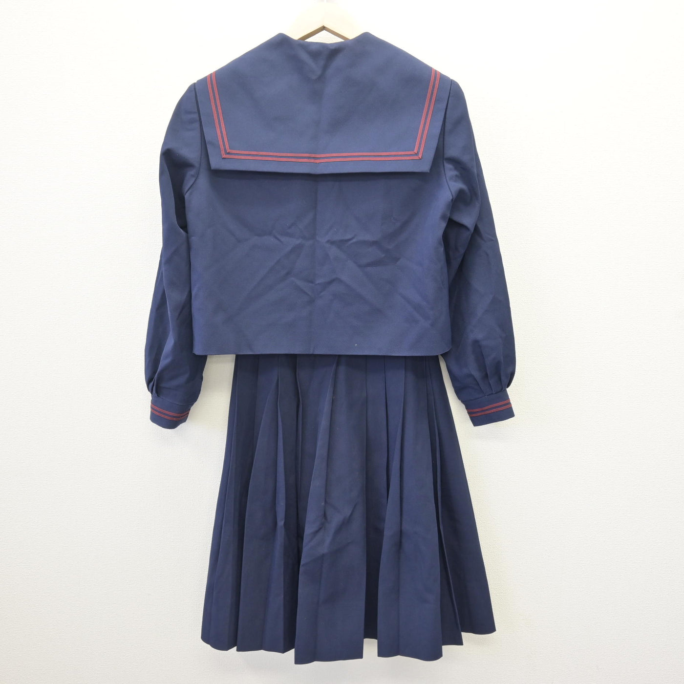 【中古】山梨県 韮崎東中学校 女子制服 2点 (セーラー服・スカート) sf114045