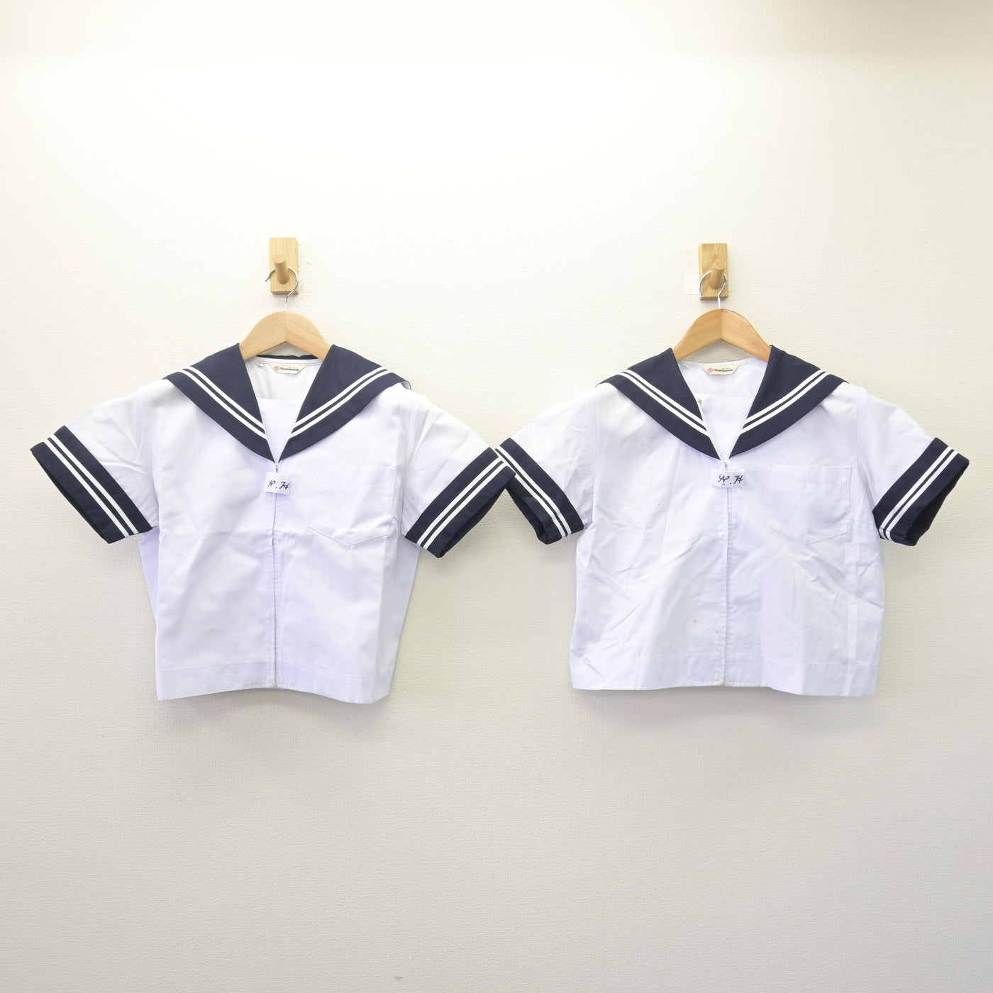 【中古】山梨県 韮崎東中学校 女子制服 2点 (セーラー服・セーラー服) sf114052