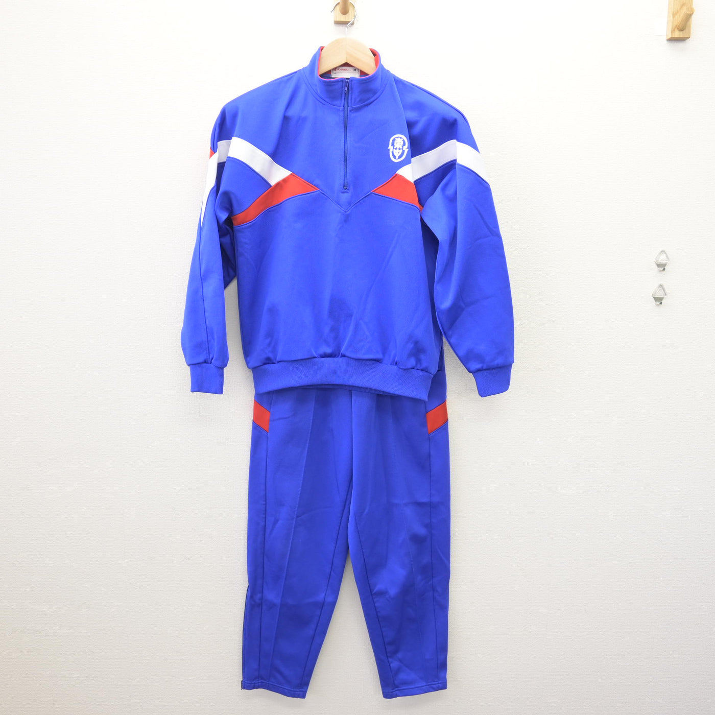 【中古】山梨県 韮崎東中学校 女子制服 2点 (ジャージ 上・ジャージ 下) sf114053
