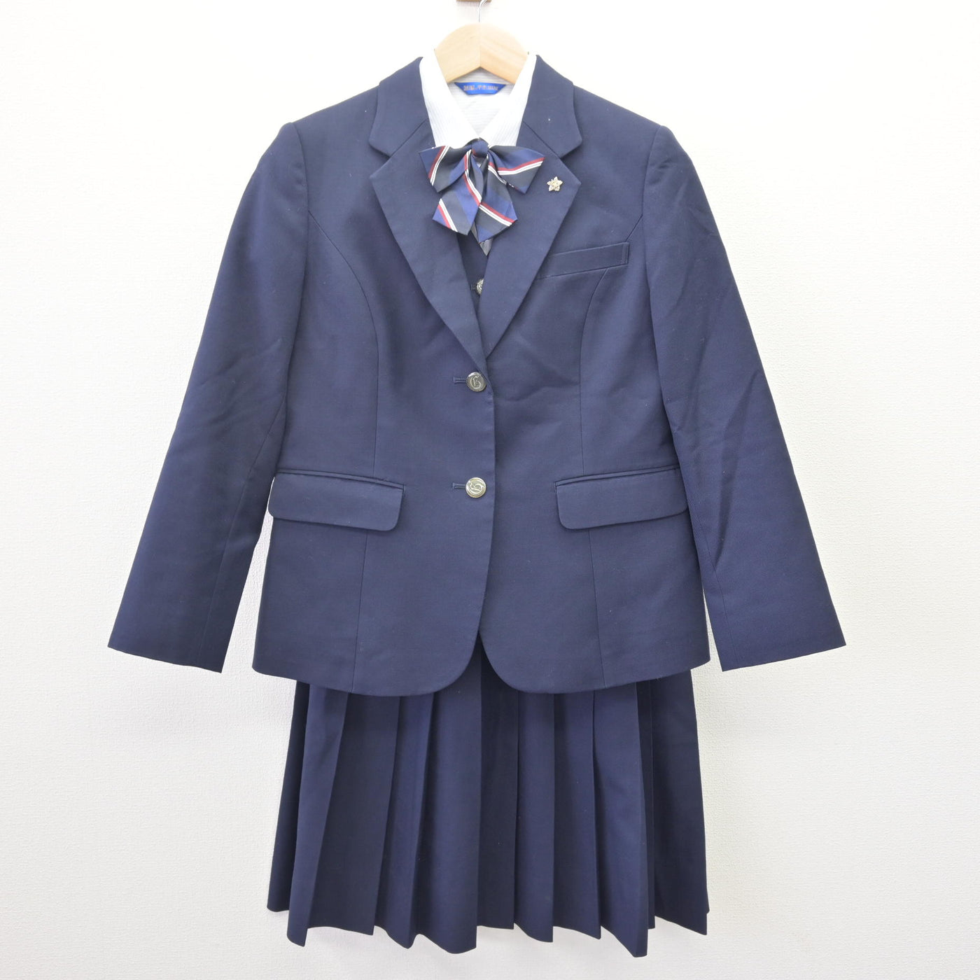 【中古】山梨県 山梨学院高等学校 女子制服 6点 (ブレザー・ベスト・シャツ・スカート) sf114061