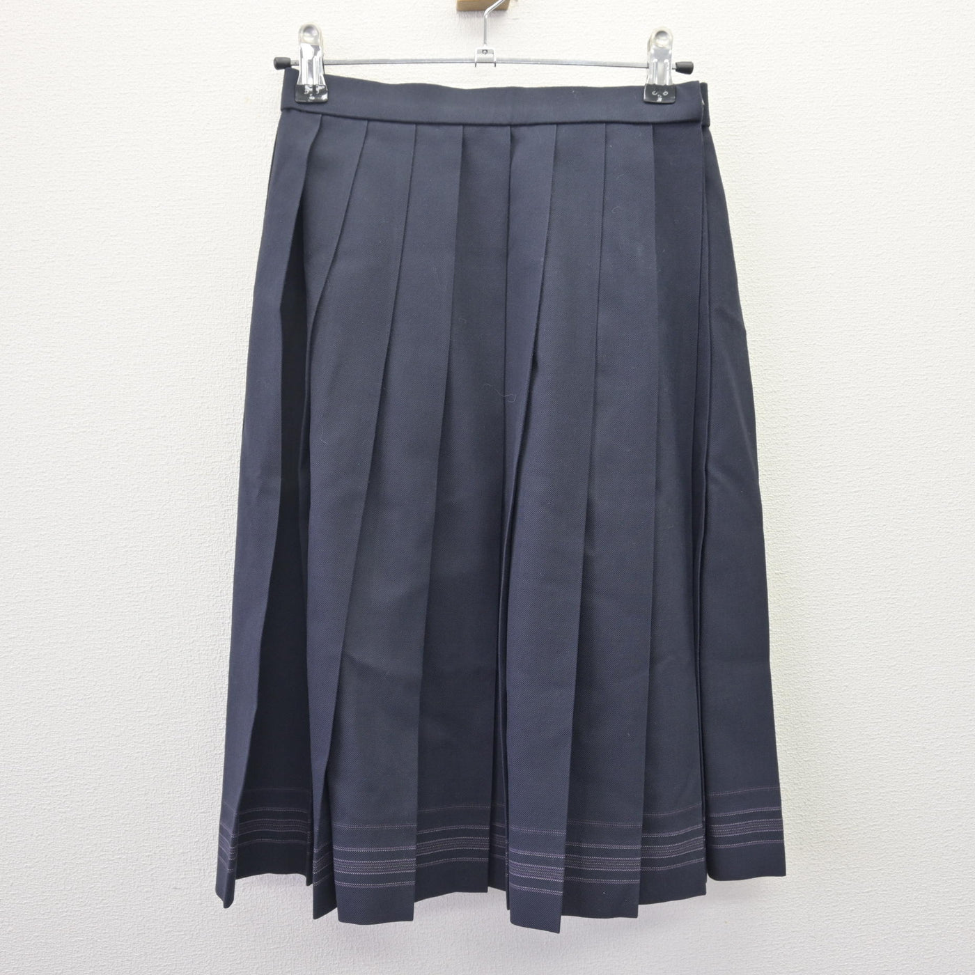 【中古】山梨県 甲府商業高等学校 女子制服 4点 (ブレザー・ニット・スカート) sf114062