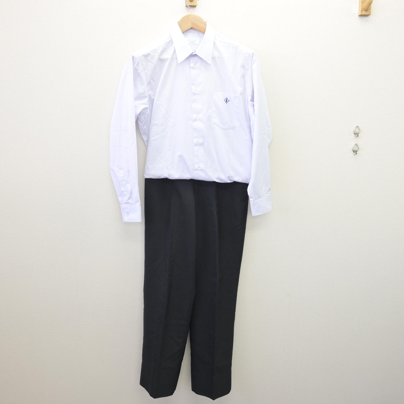 【中古】岐阜県 岐南工業高等学校 男子制服 2点 (シャツ・ズボン) sf114067