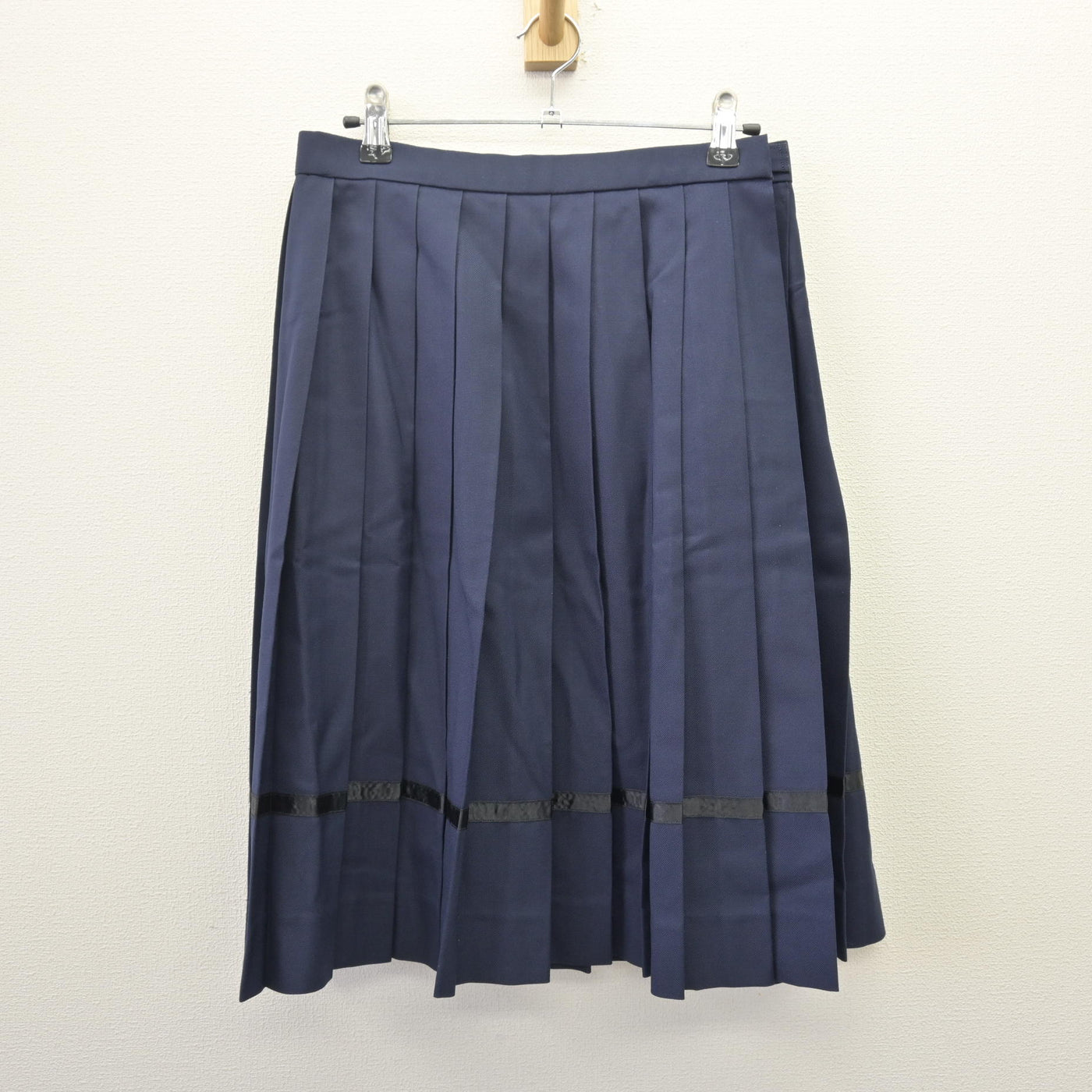 【中古】岐阜県 加納高等学校 女子制服 3点 (セーラー服・スカート) sf114069