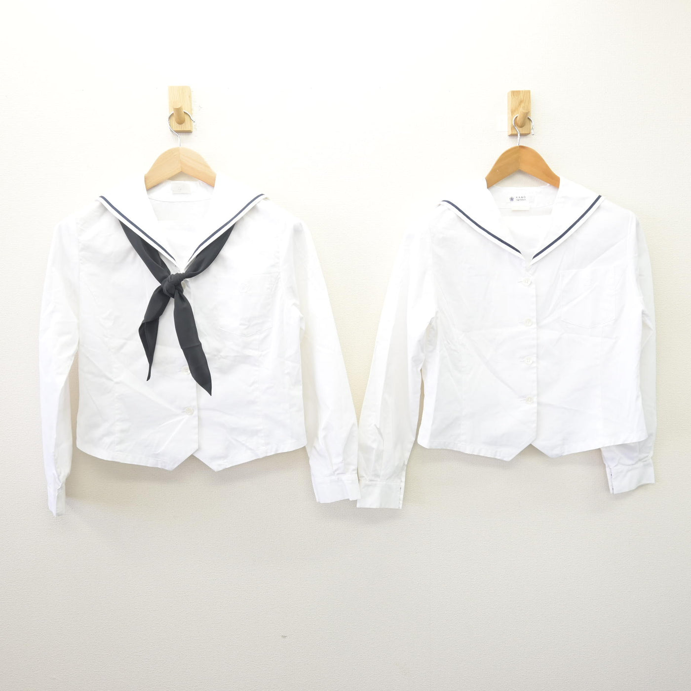 【中古】岐阜県 加納高等学校 女子制服 3点 (ブラウス) sf114071