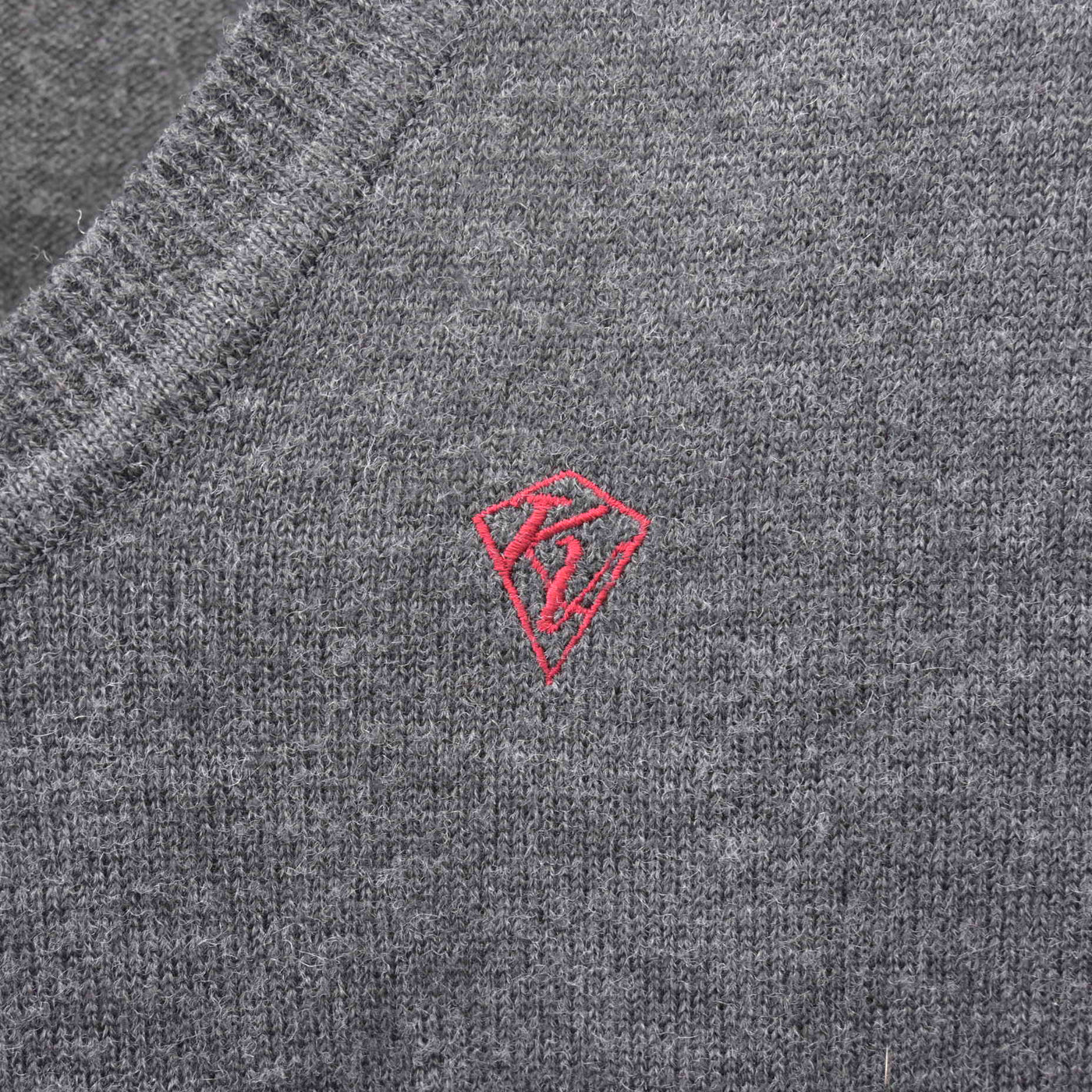 【中古】千葉県 光英VERITAS中学校・高等学校 女子制服 3点 (ニット) sf114073