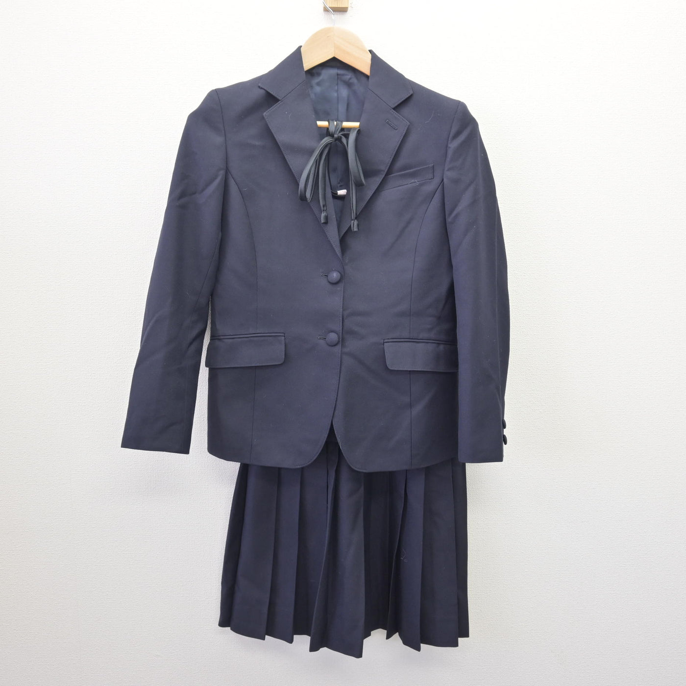【中古】埼玉県 上尾高等学校 女子制服 4点 (ブレザー・スカート) sf114091