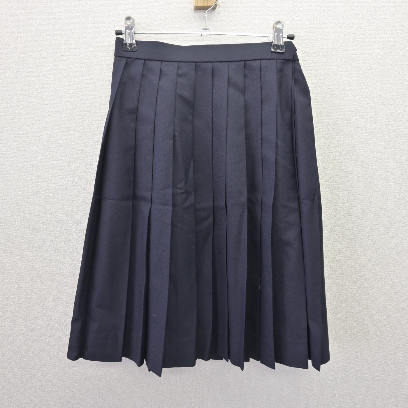 【中古】埼玉県 上尾高等学校 女子制服 4点 (ブレザー・スカート) sf114091