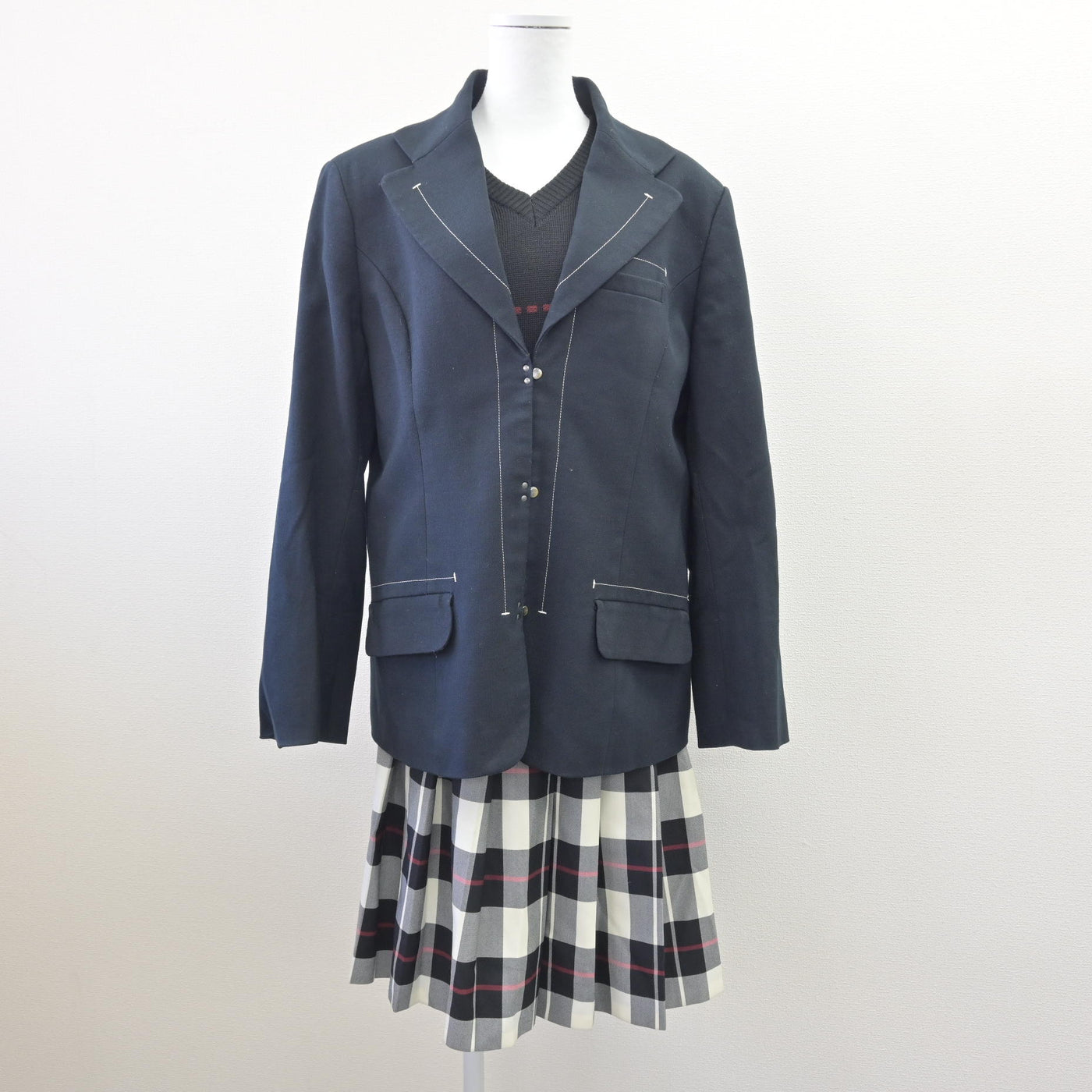 【中古】長崎県 向陽高等学校/旧制服 女子制服 3点 (ブレザー・ニットベスト・スカート) sf114095