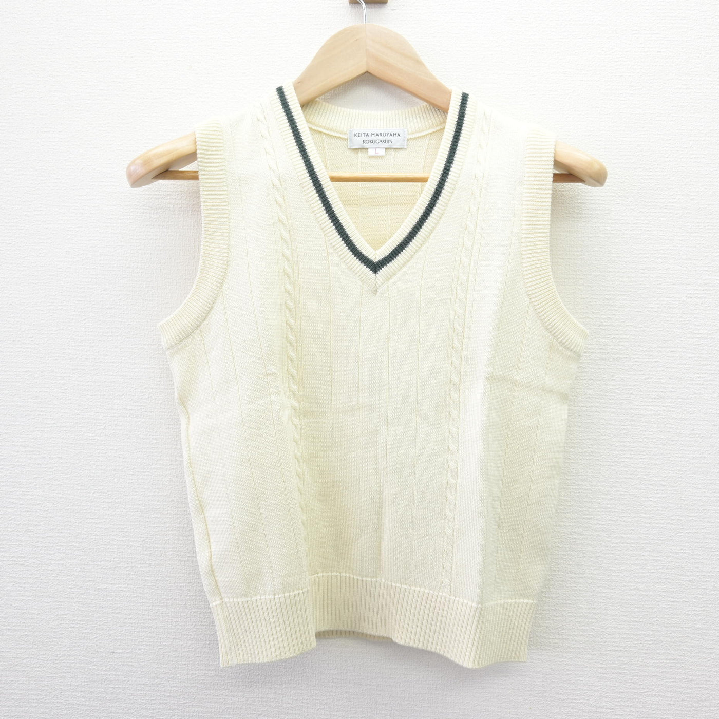 【中古】東京都 國學院高等学校 女子制服 3点 (ニットベスト・シャツ・スカート) sf114100