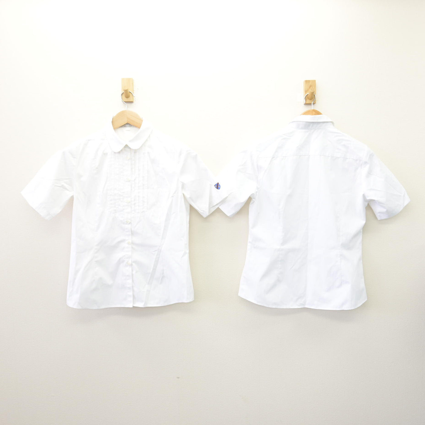 【中古】東京都 國學院高等学校 女子制服 3点 (シャツ・スカート) sf114102