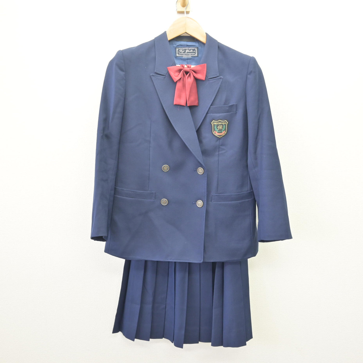 【中古】佐賀県 諸富中学校 女子制服 4点 (ブレザー・ベスト・スカート) sf114113