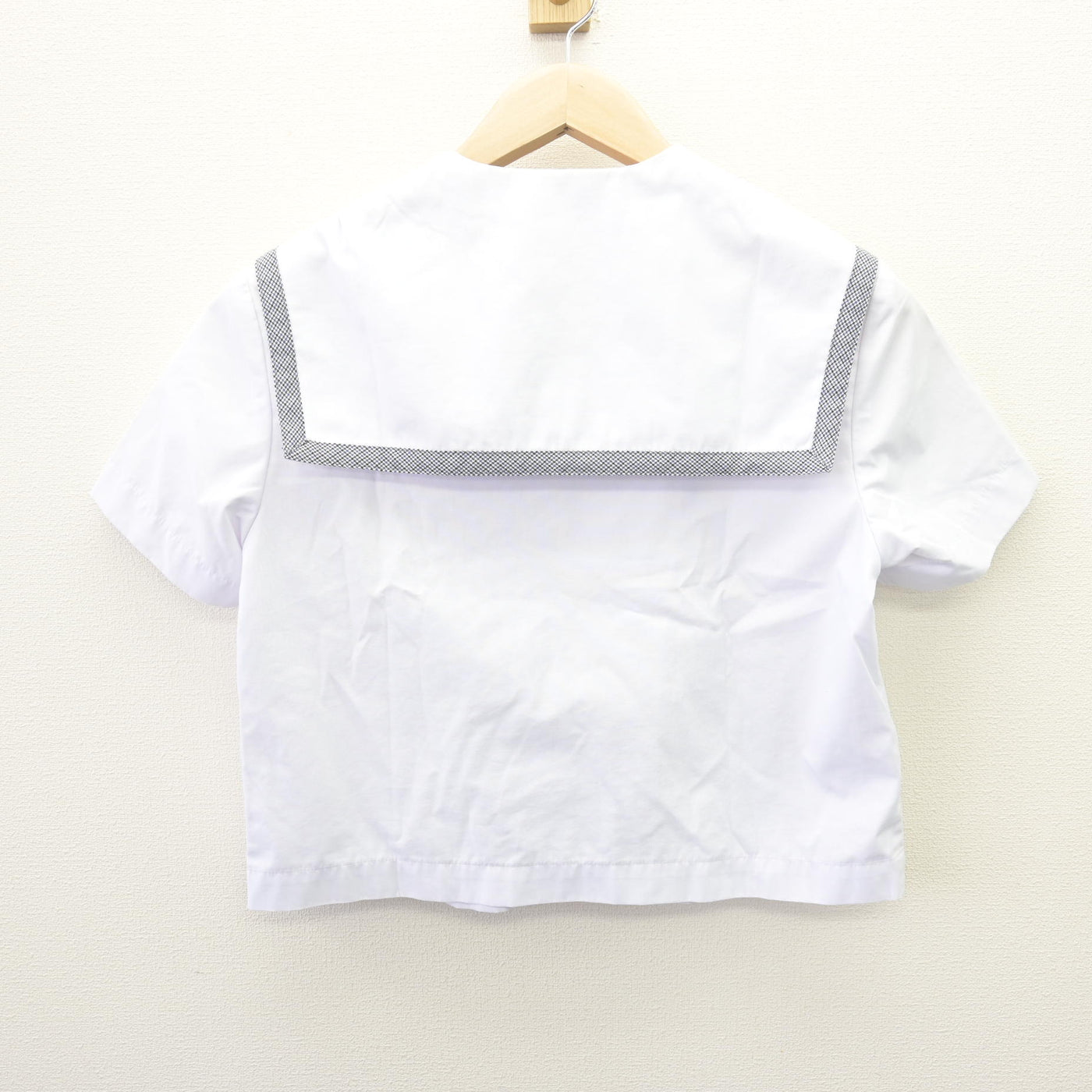 【中古】佐賀県 諸富中学校 女子制服 3点 (ニット・セーラー服) sf114115