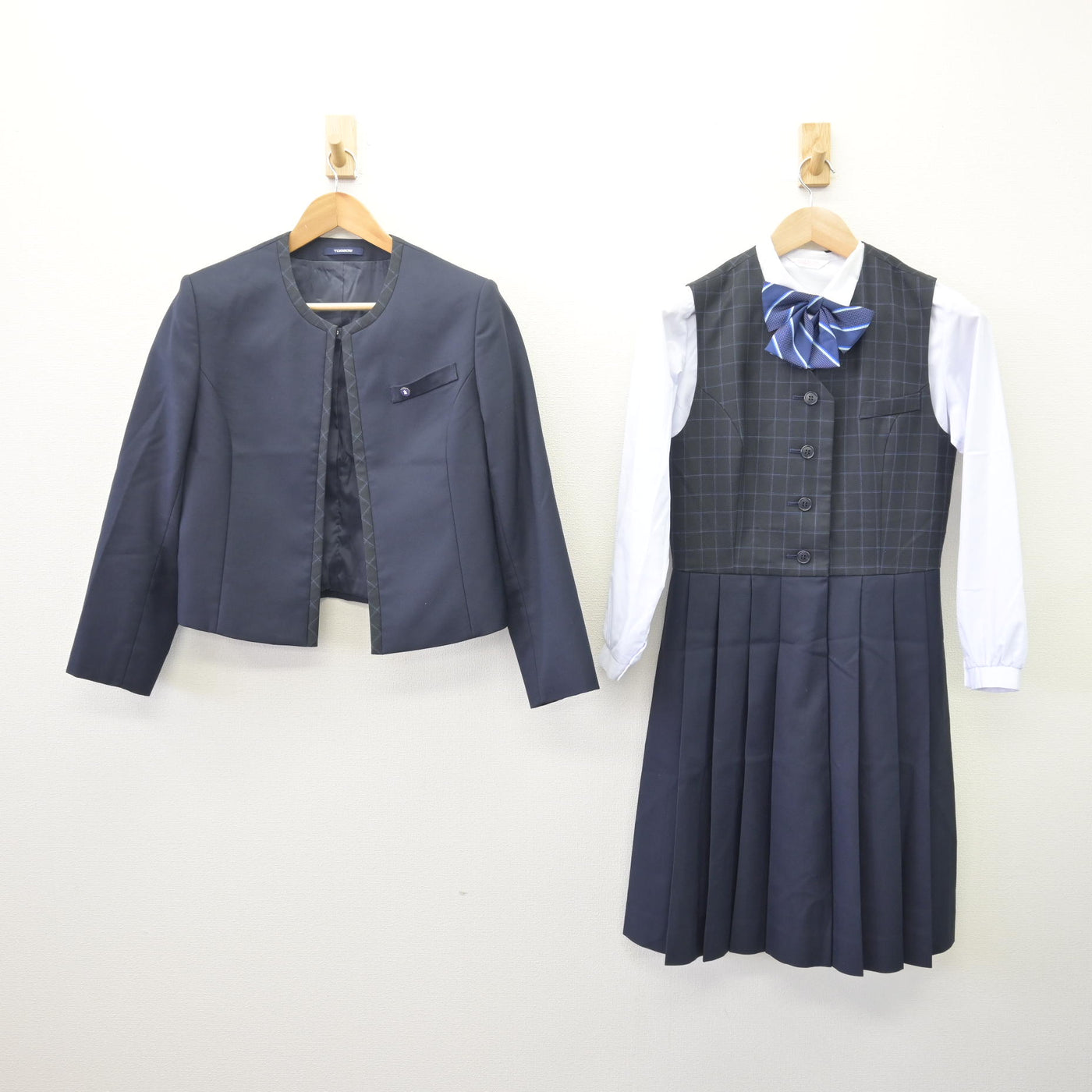 【中古】佐賀県 佐賀女子短期大学付属佐賀女子高等学校 女子制服 5点 (ブレザー・シャツ・ジャンパースカート) sf114116