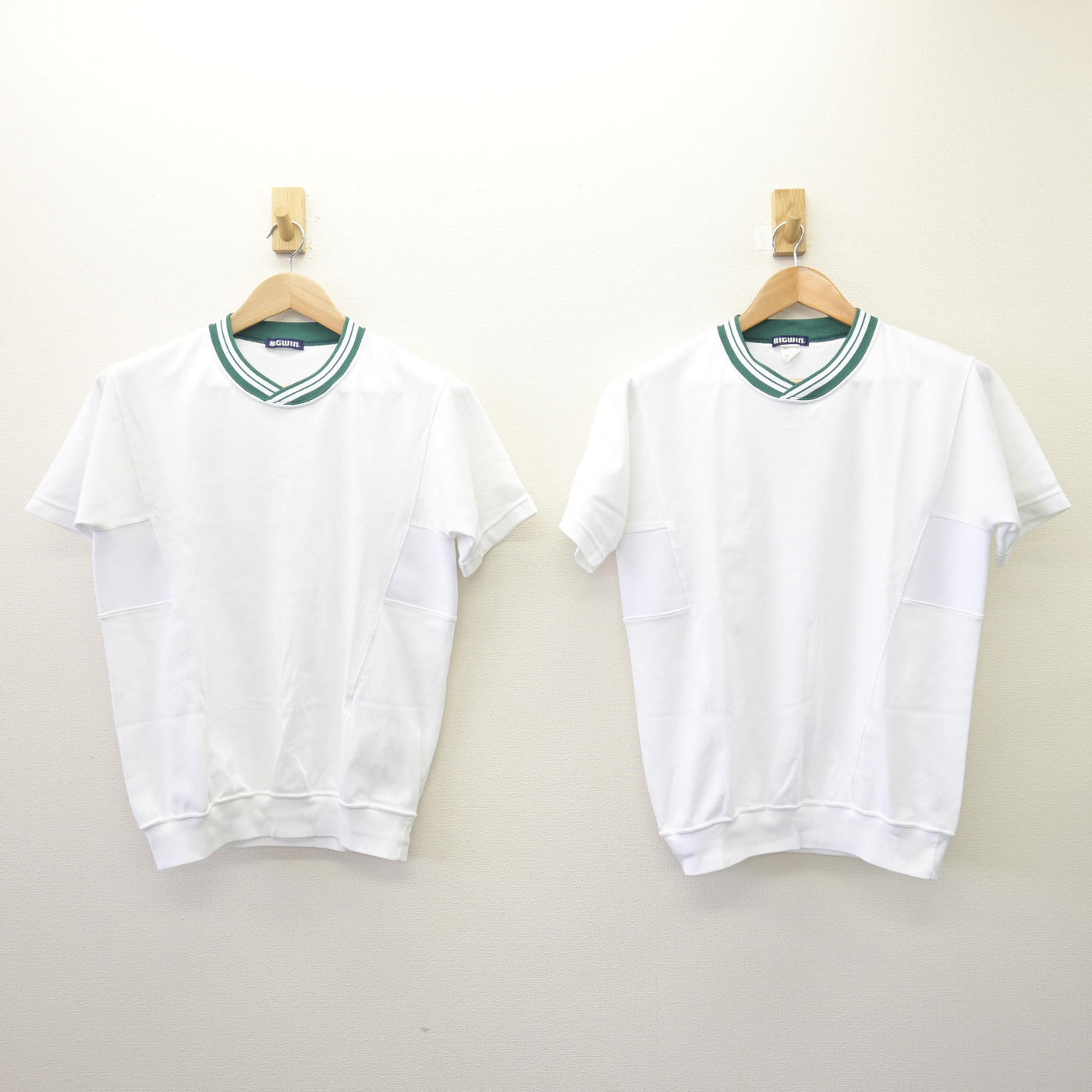 【中古】静岡県 浜松城北工業高等学校 女子制服 2点 (体操服 上・体操服 下) sf114132