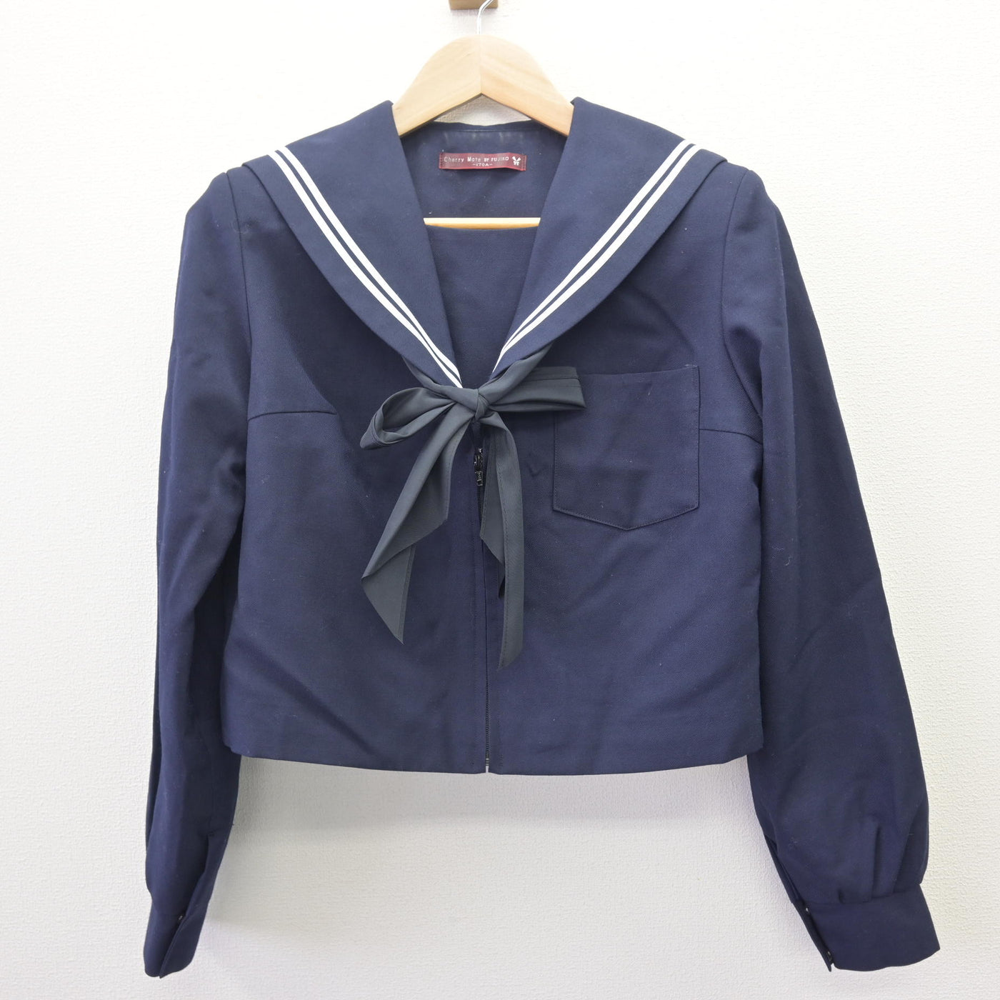 【中古】愛知県 御田中学校 女子制服 3点 (セーラー服・スカート) sf114138