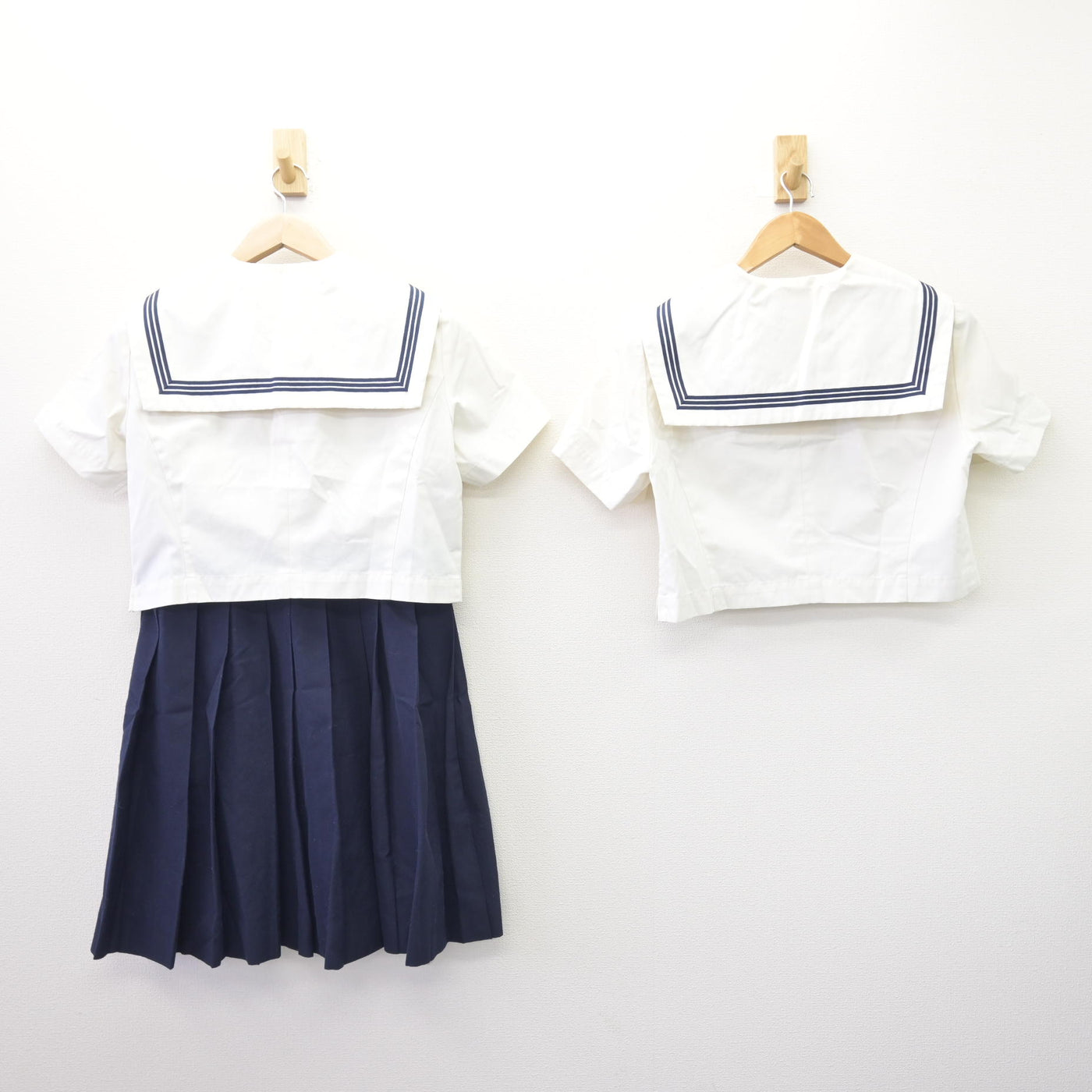 【中古】福岡県 博多女子高等学校 女子制服 3点 (セーラー服・ジャンパースカート) sf114139