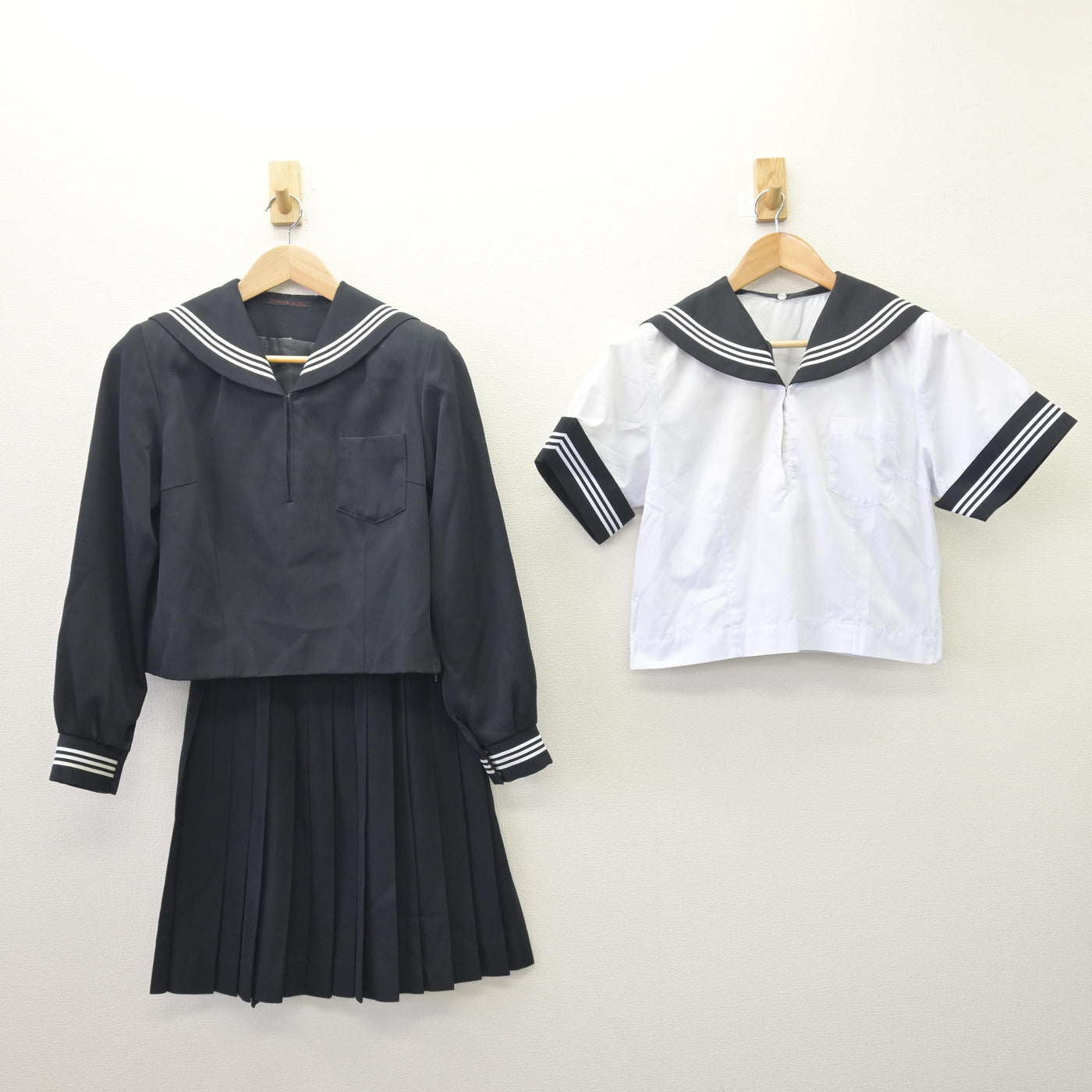 【中古】茨城県 下妻第二高等学校 女子制服 3点 (セーラー服・セーラー服・スカート) sf114144