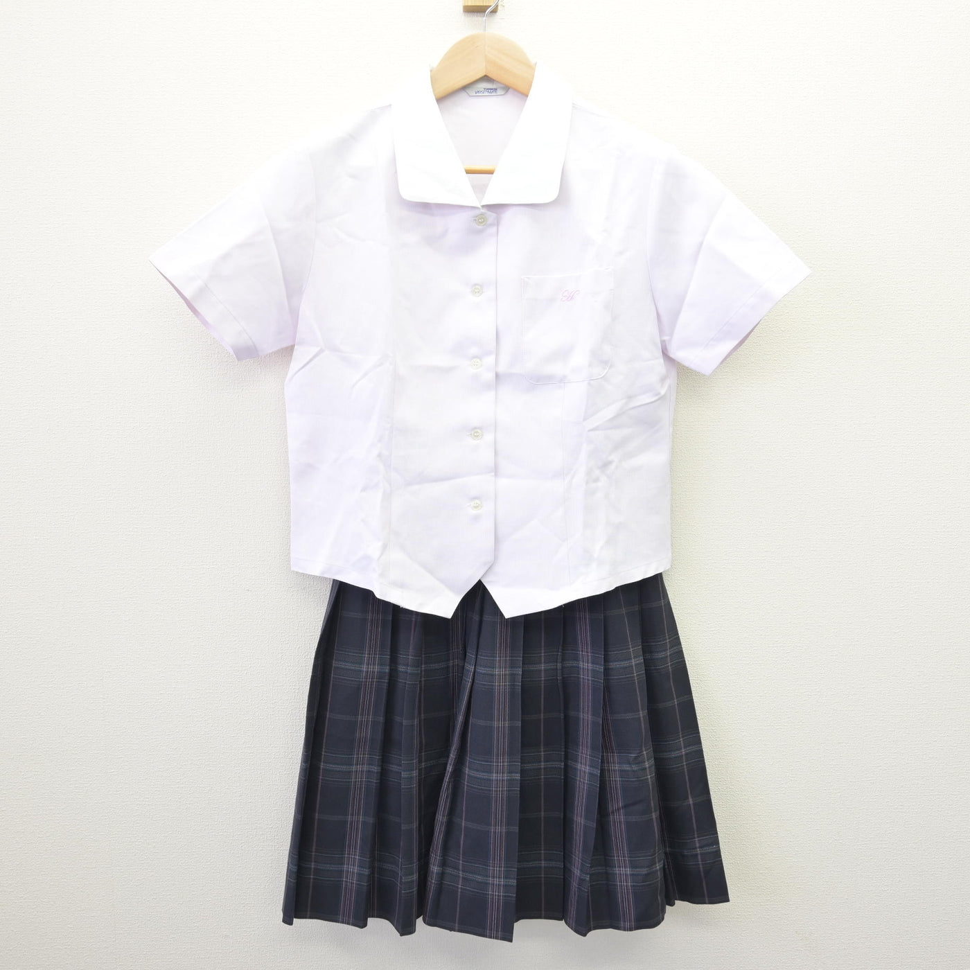 【中古】鹿児島県 鳳凰高等学校/旧制服 女子制服 3点 (シャツ・シャツ・スカート) sf114147