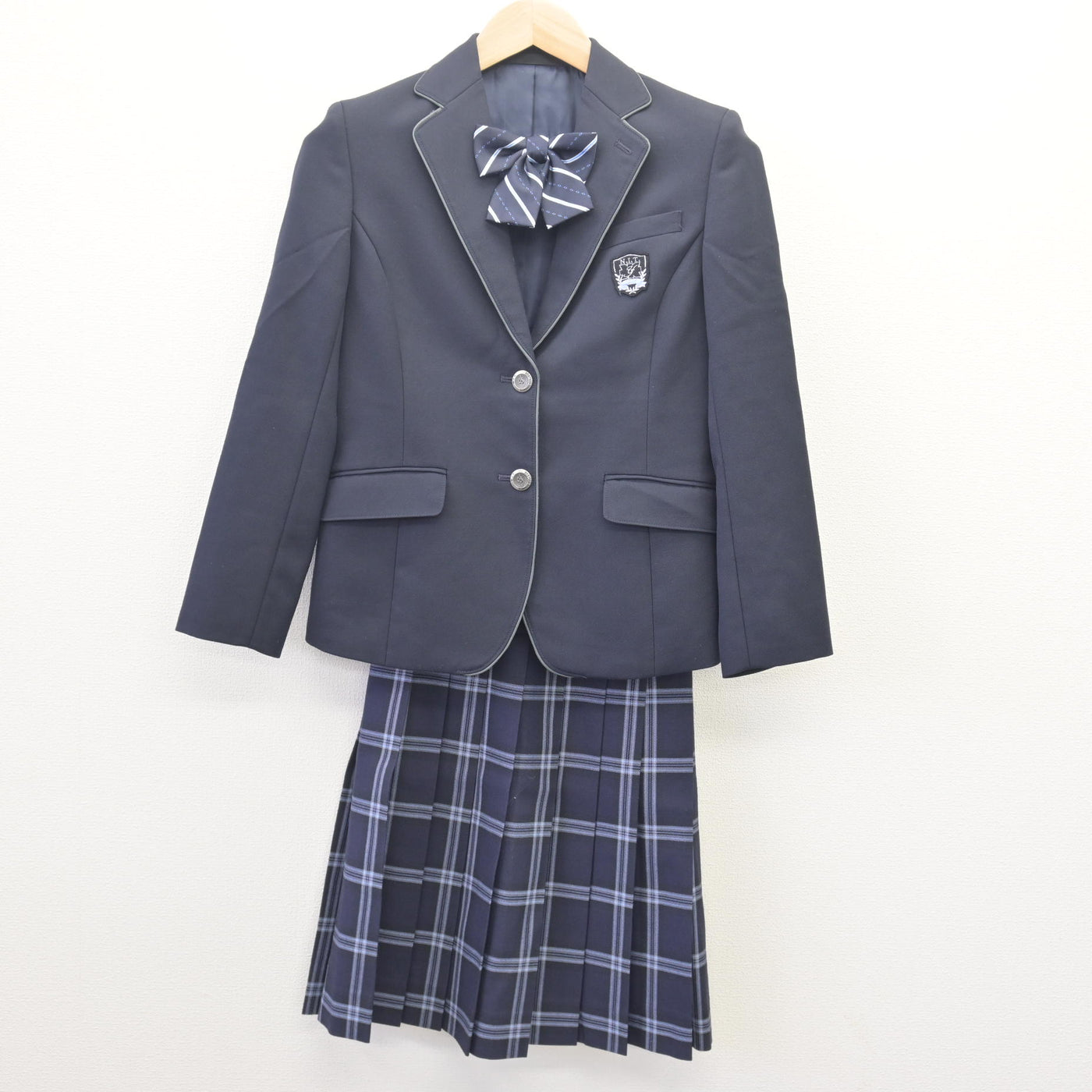 【中古】鳥取県 米子工業高等専門学校 女子制服 4点 (ブレザー・ベスト・スカート) sf114158