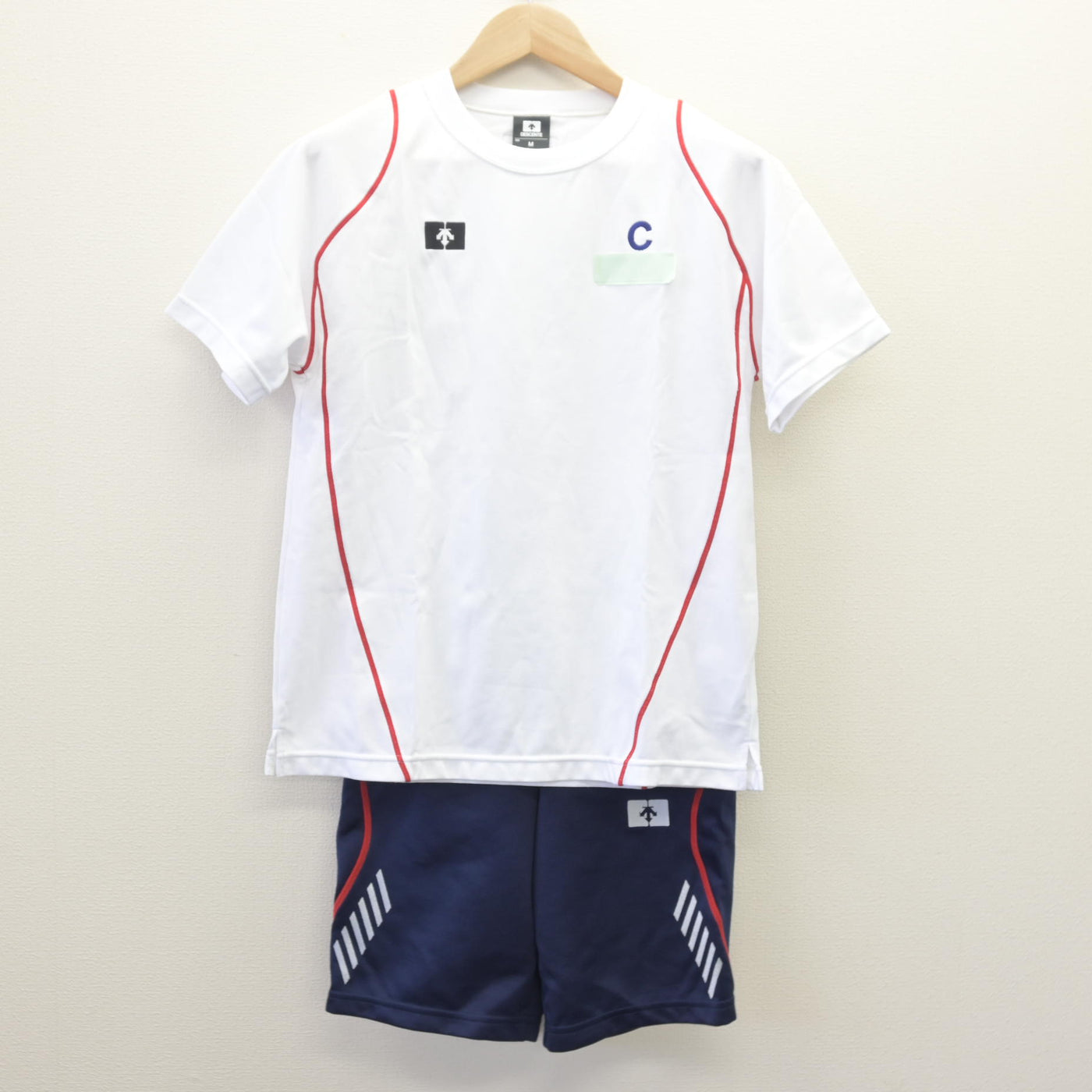 【中古】鳥取県 米子工業高等専門学校 女子制服 2点 (体操服 上・体操服 下) sf114161