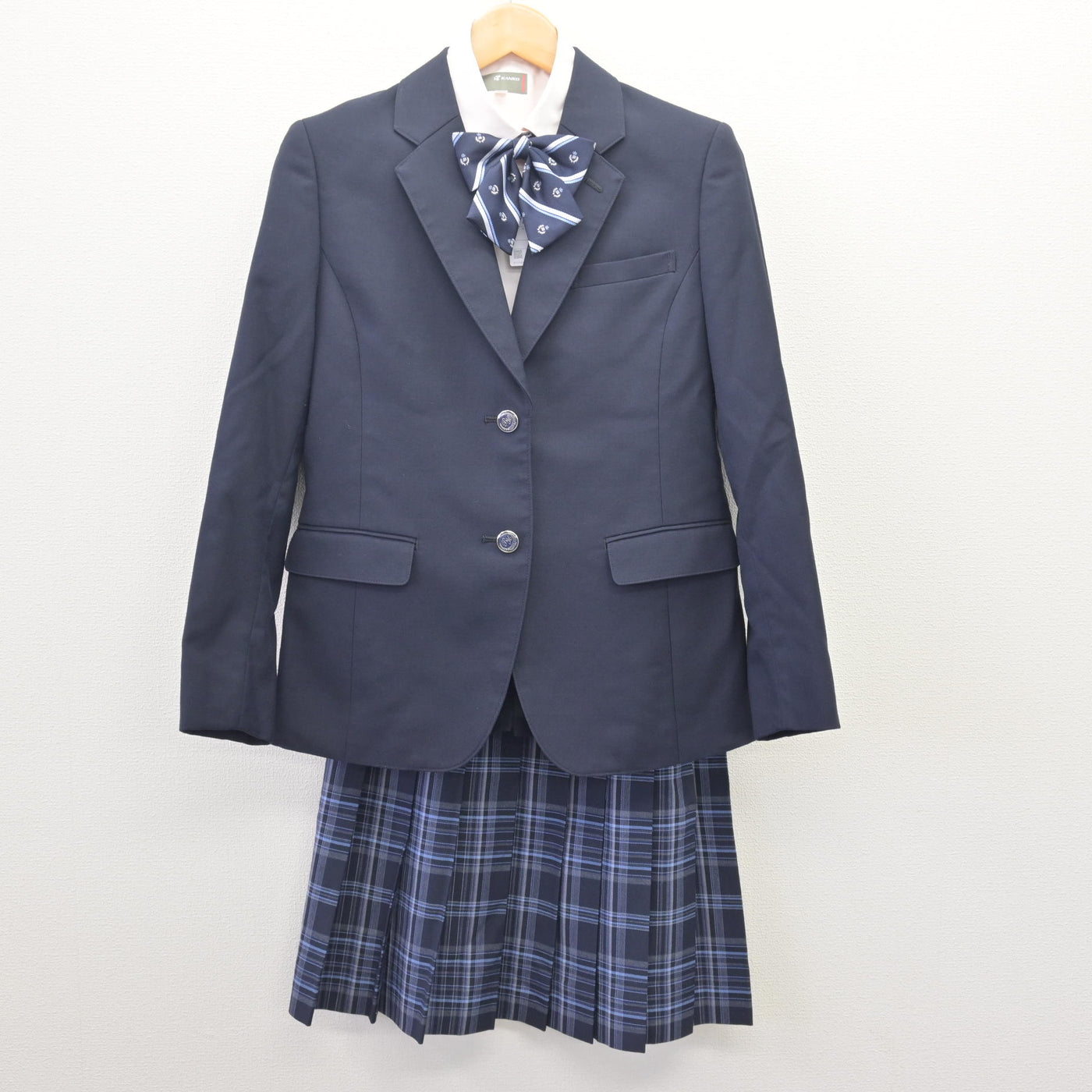 【中古】東京都 六本木高等学校 女子制服 5点 (ブレザー・シャツ・スカート) sf114180