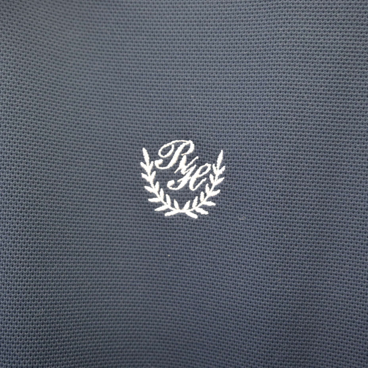 【中古】東京都 六本木高等学校 女子制服 3点 (シャツ・スカート) sf114181