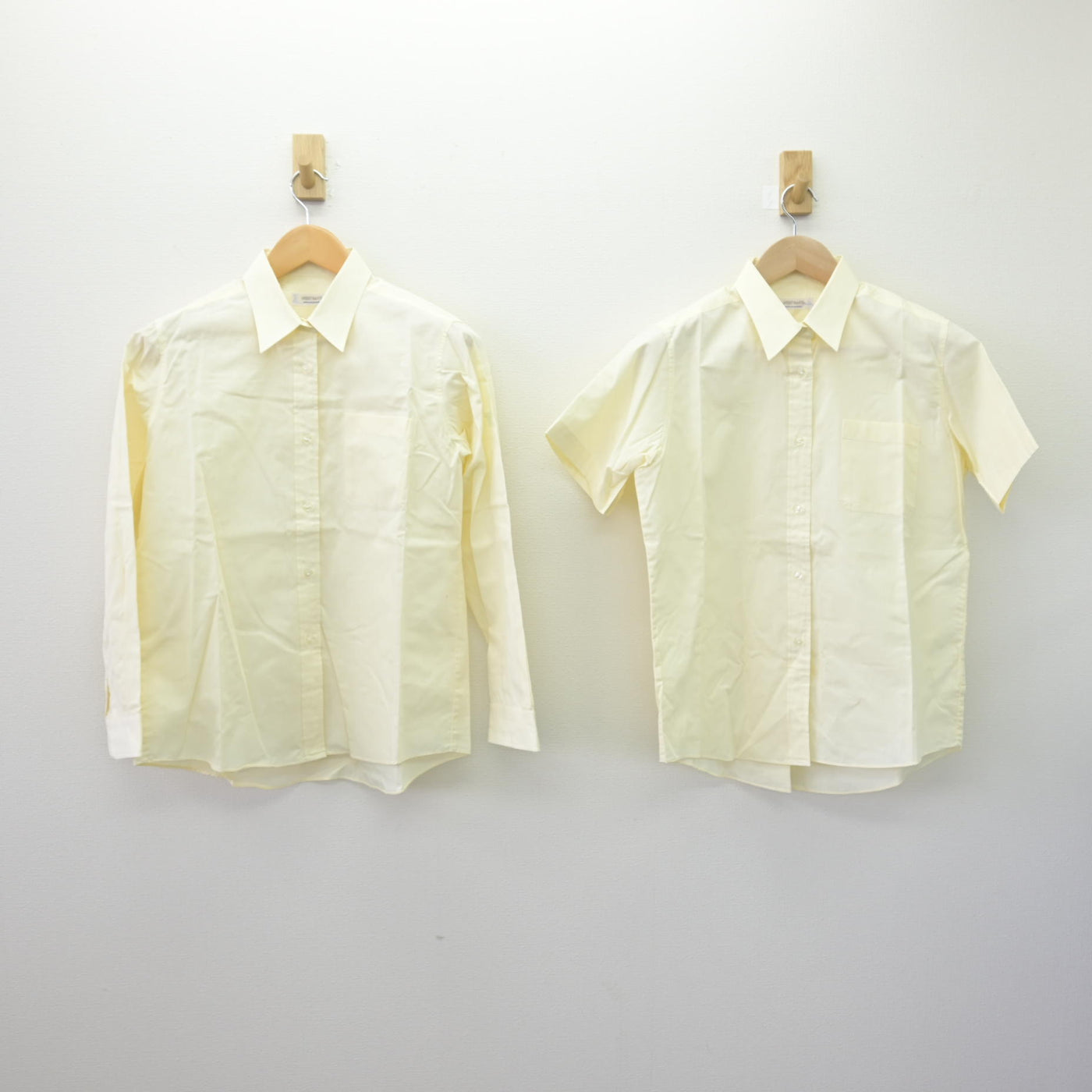 【中古】長野県 東海大学付属第三高等学校 女子制服 2点 (シャツ・シャツ) sf114196