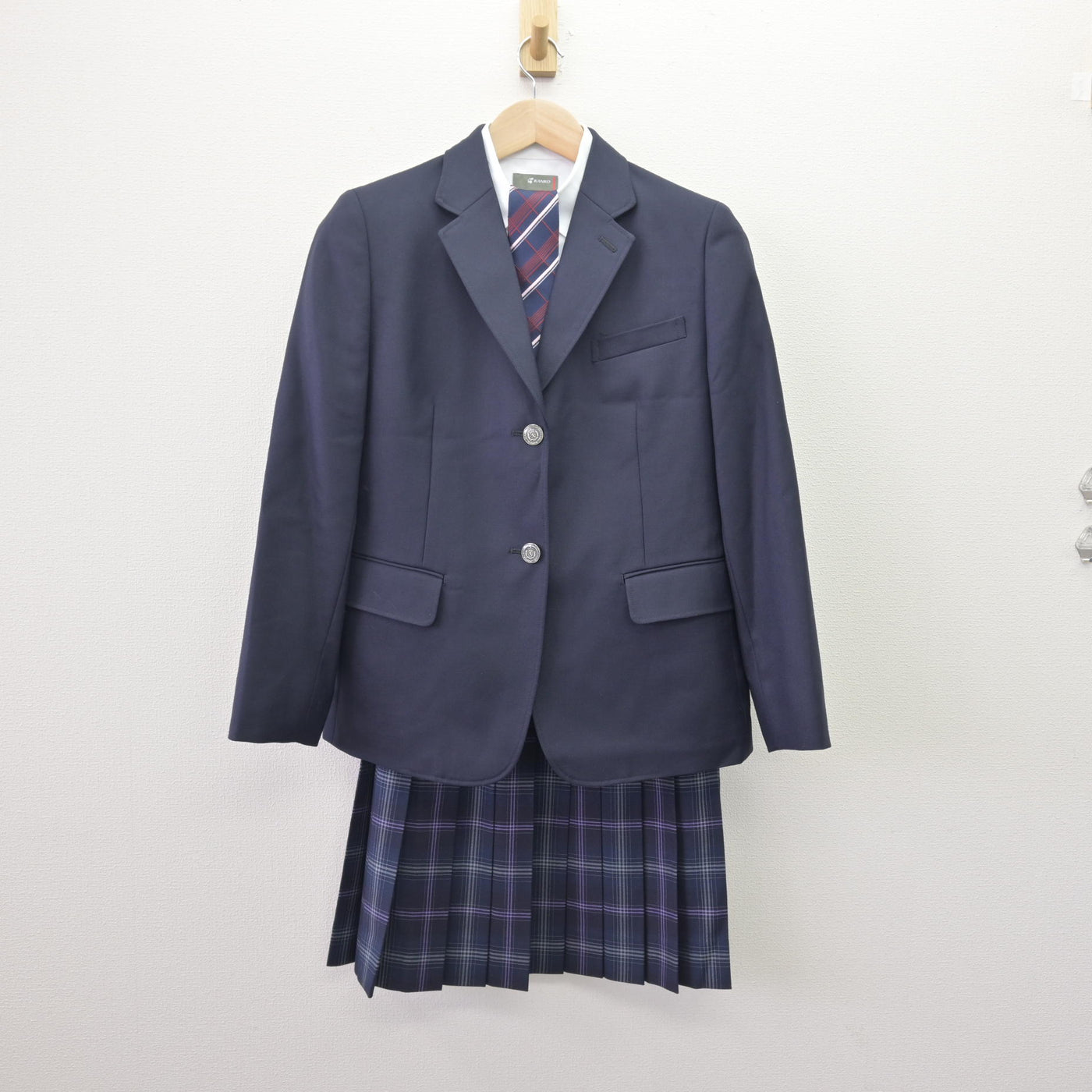 【中古】 飛鳥未来高等学校 女子制服 4点 (ブレザー・シャツ・スカート) sf114208