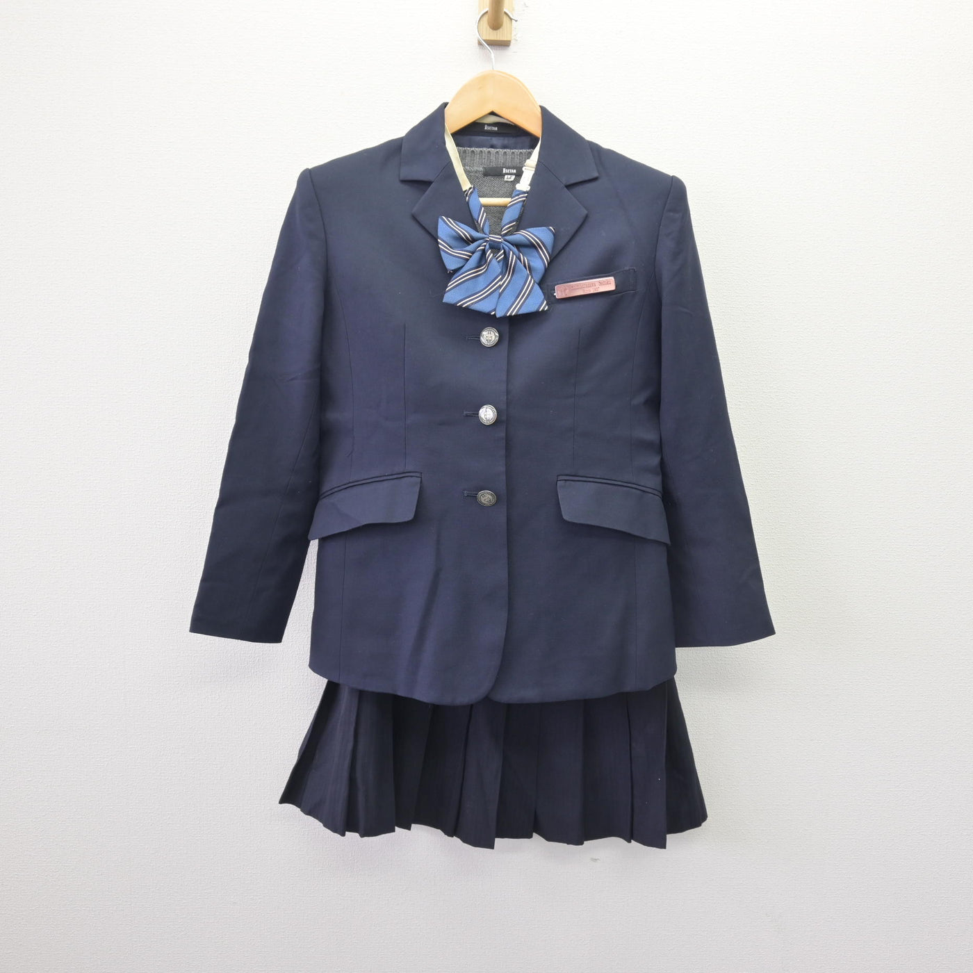 【中古】東京都 下北沢成徳高等学校 女子制服 4点 (ブレザー・ニット・スカート) sf114213