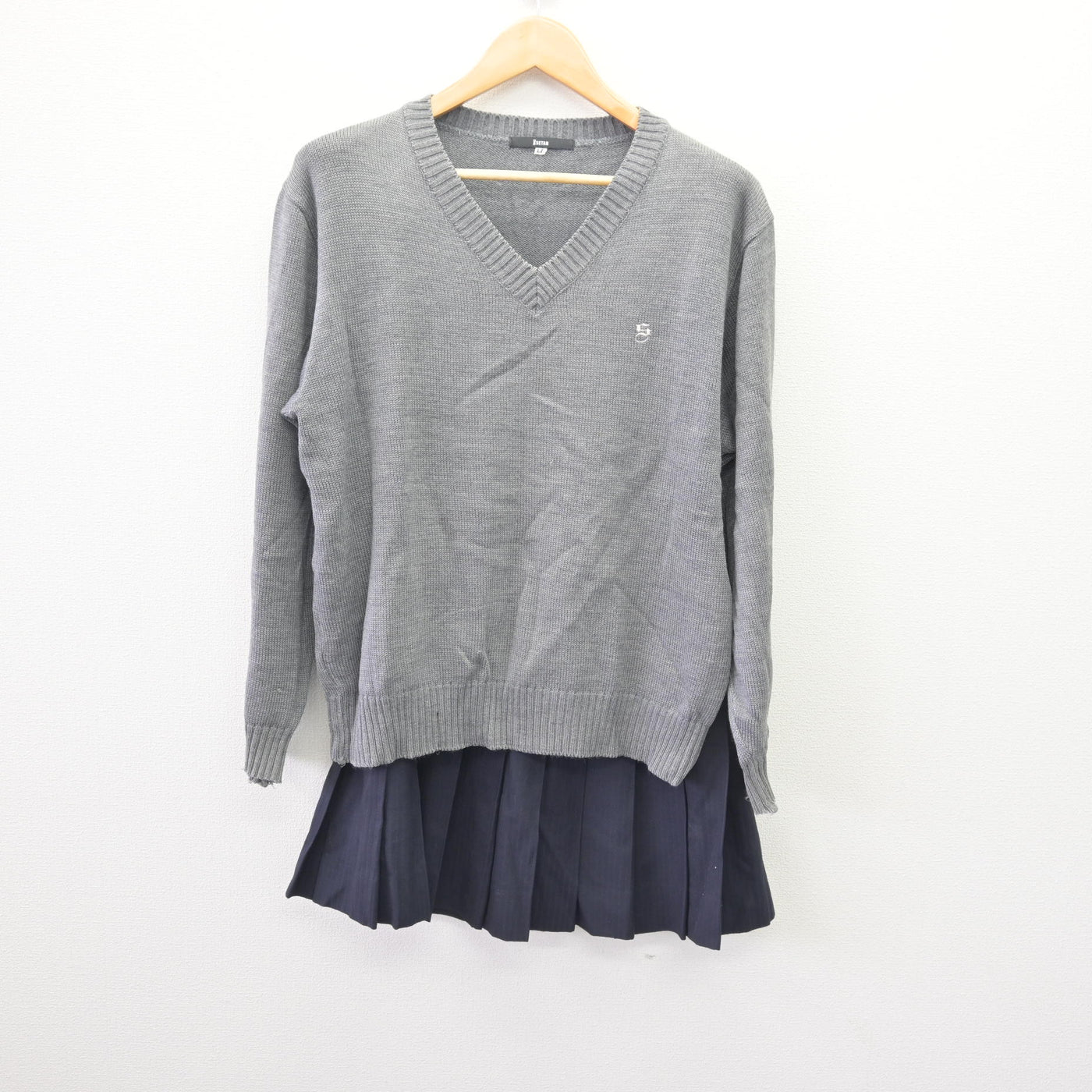 【中古】東京都 下北沢成徳高等学校 女子制服 4点 (ブレザー・ニット・スカート) sf114213