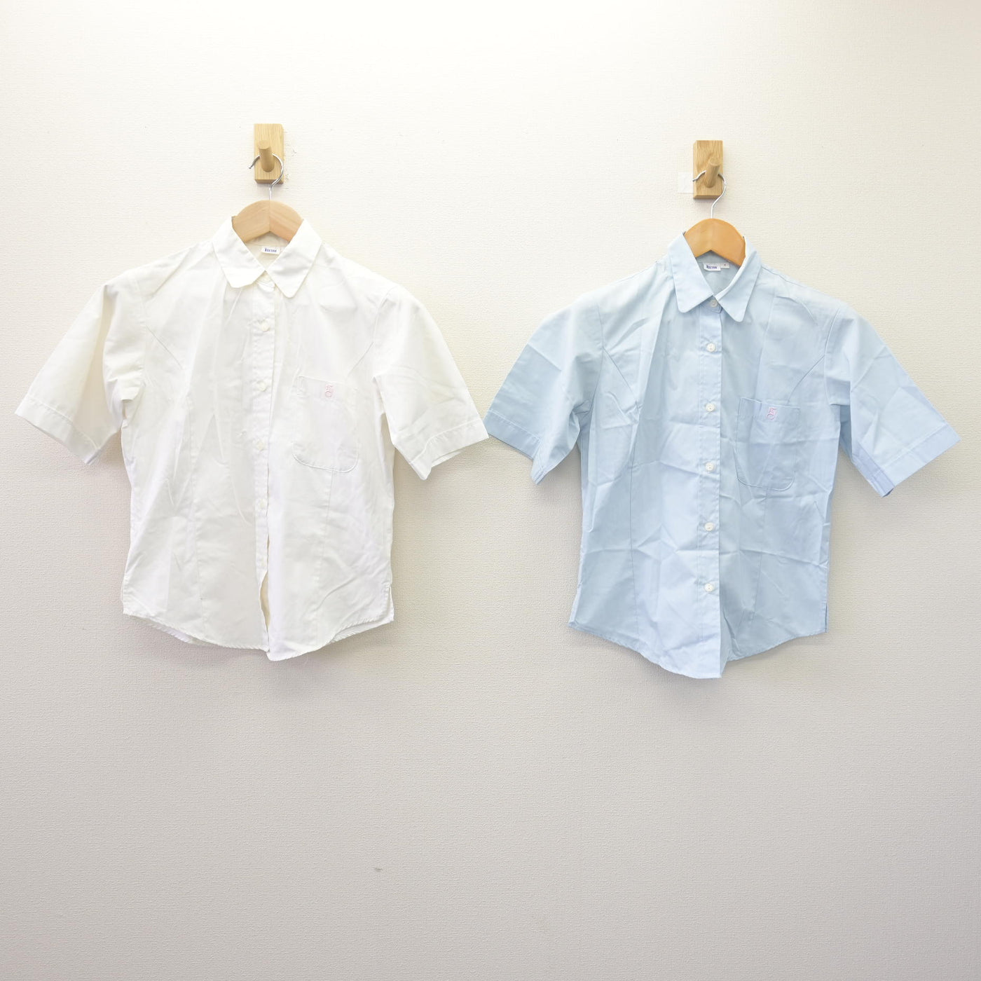 【中古】東京都 下北沢成徳高等学校 女子制服 2点 (シャツ) sf114217