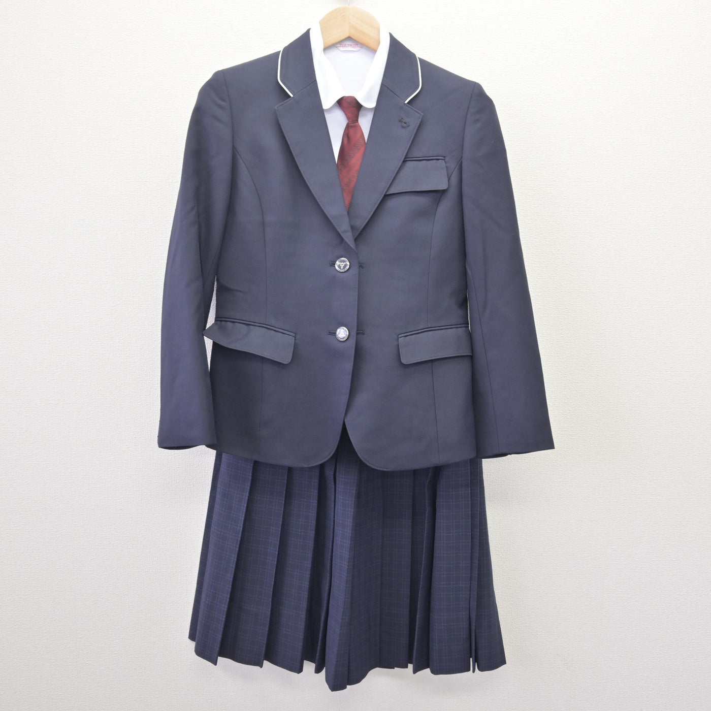 【中古】福岡県 福岡市内中学標準服 女子制服 4点 (ブレザー・シャツ・スカート) sf114224