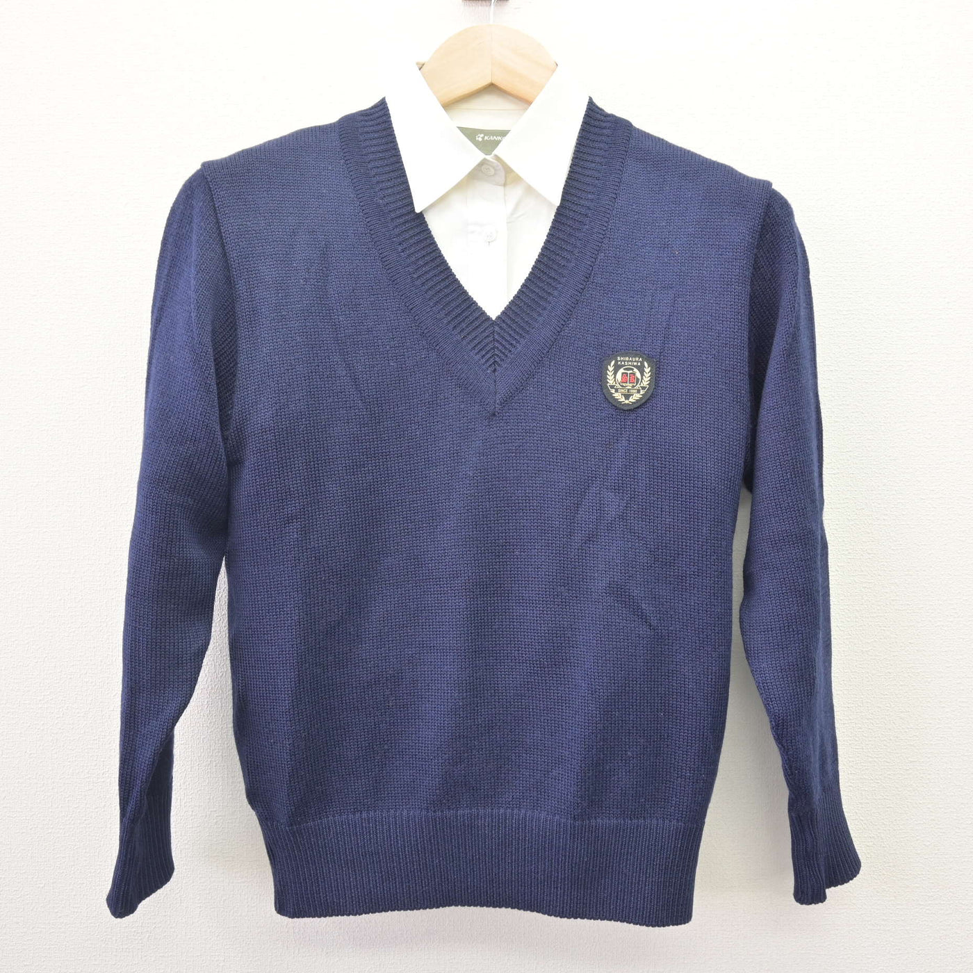 【中古】千葉県 芝浦工業大学柏高等学校 女子制服 2点 (ニット・シャツ) sf114233
