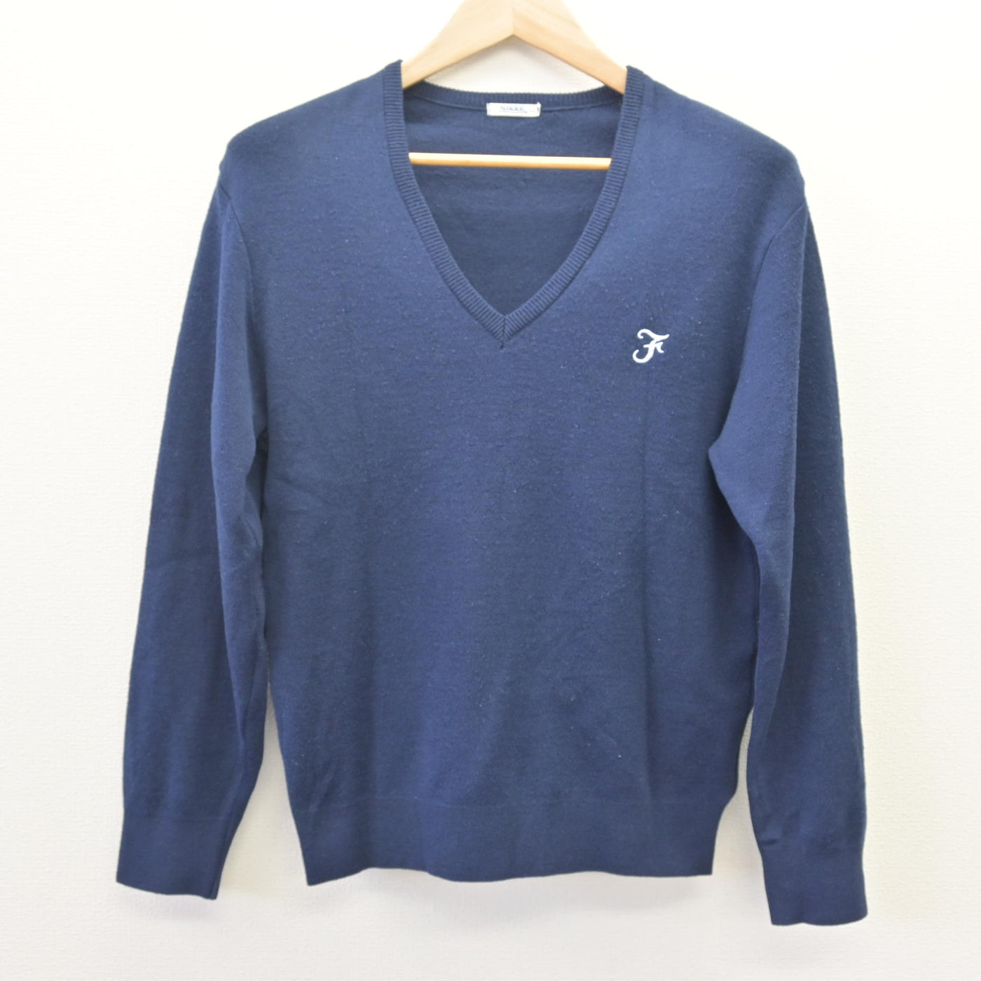 【中古】熊本県 熊本学園大学付属高等学校 女子制服 2点 (ニット・シャツ) sf114458