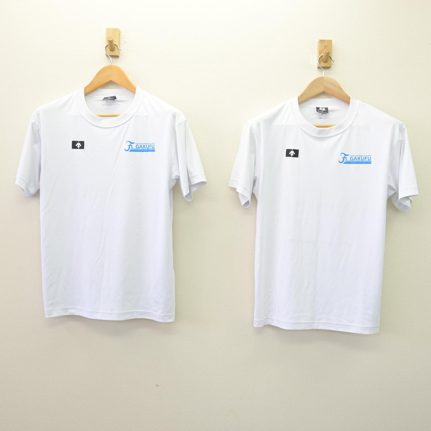 【中古】熊本県 熊本学園大学付属高等学校 女子制服 2点 (体操服 上) sf114461