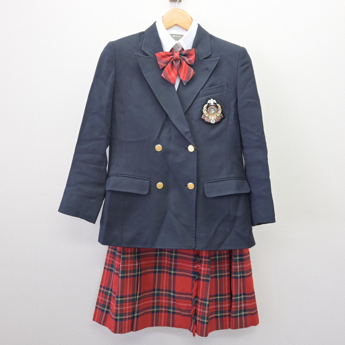 【中古】青森県 東奥義塾中学校・高等学校 女子制服 4点 (ブレザー・シャツ・スカート) sf114488