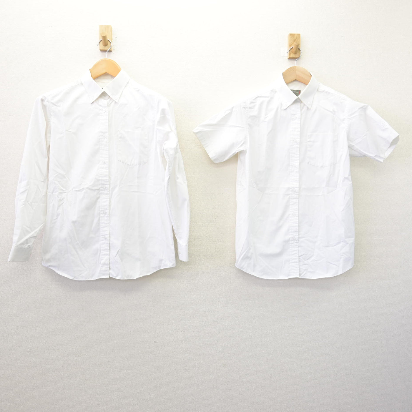 【中古】青森県 東奥義塾中学校・高等学校 女子制服 2点 (シャツ) sf114490
