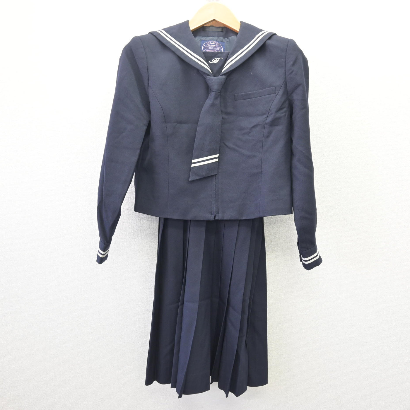 【中古】埼玉県 星野学園中学校 女子制服 3点 (セーラー服・スカート) sf114510