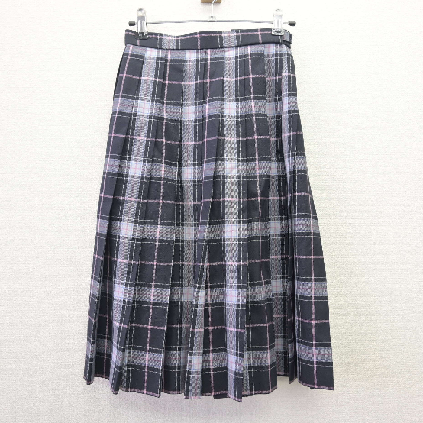 【中古】北海道 旭川市立中央中学校 女子制服 2点 (ブレザー・スカート) sf114540