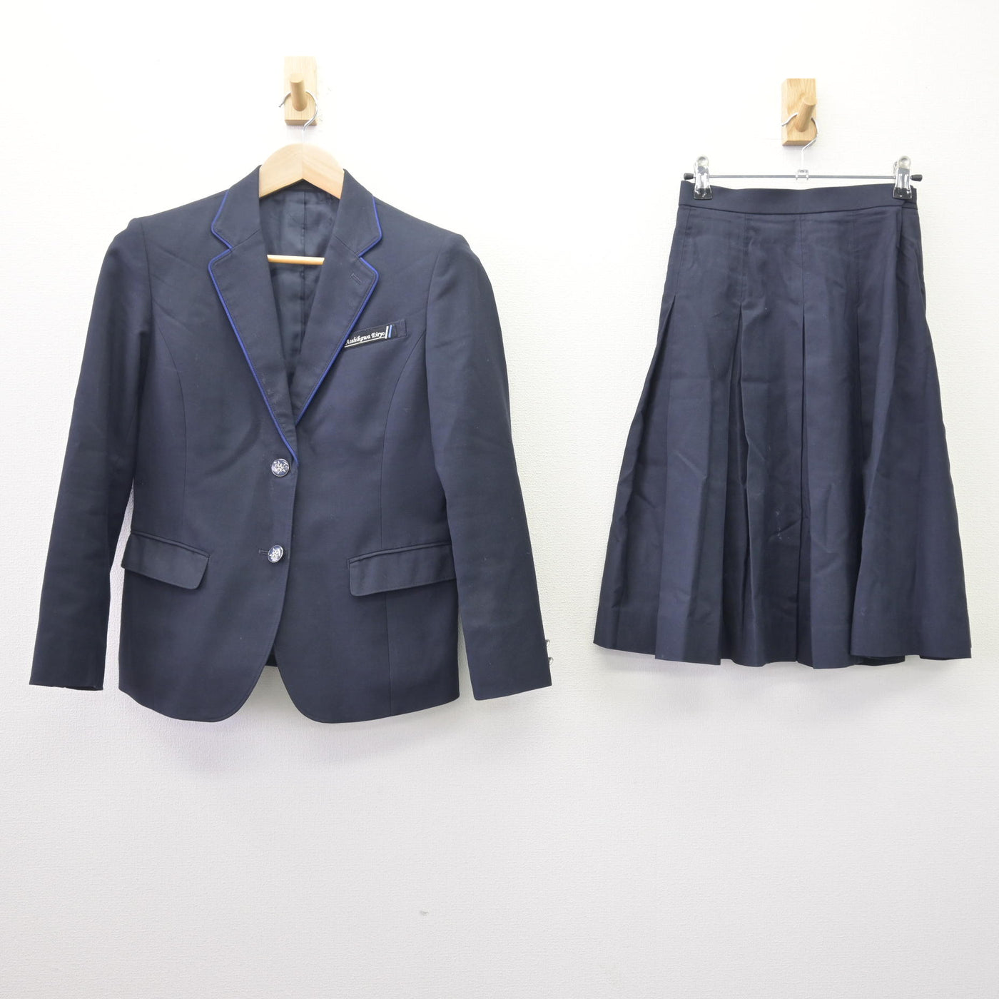 【中古】北海道  北海道旭川永嶺高等学校 女子制服 2点 (ブレザー・スカート) sf114541