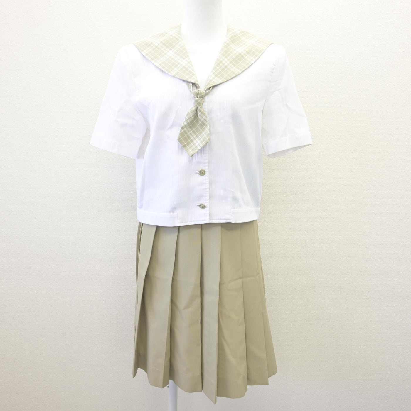 【中古】埼玉県 越谷南高等学校 女子制服 3点 (セーラー服・スカート) sf114551
