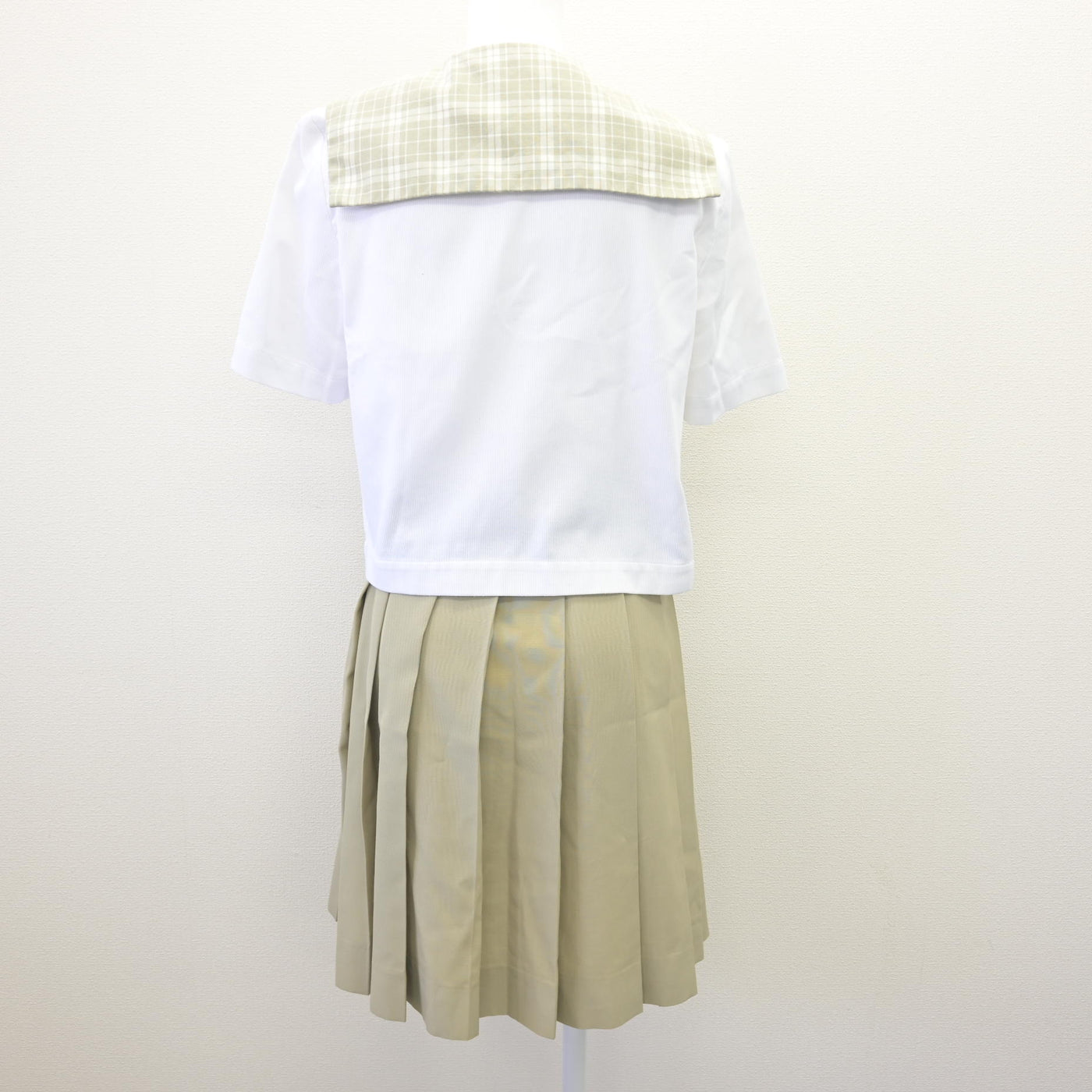 【中古】埼玉県 越谷南高等学校 女子制服 3点 (セーラー服・スカート) sf114551