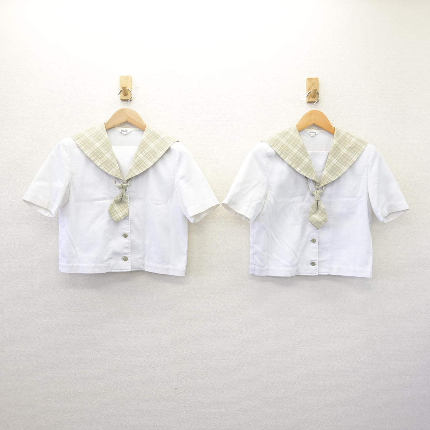 【中古】埼玉県 越谷南高等学校 女子制服 4点 (セーラー服) sf114552