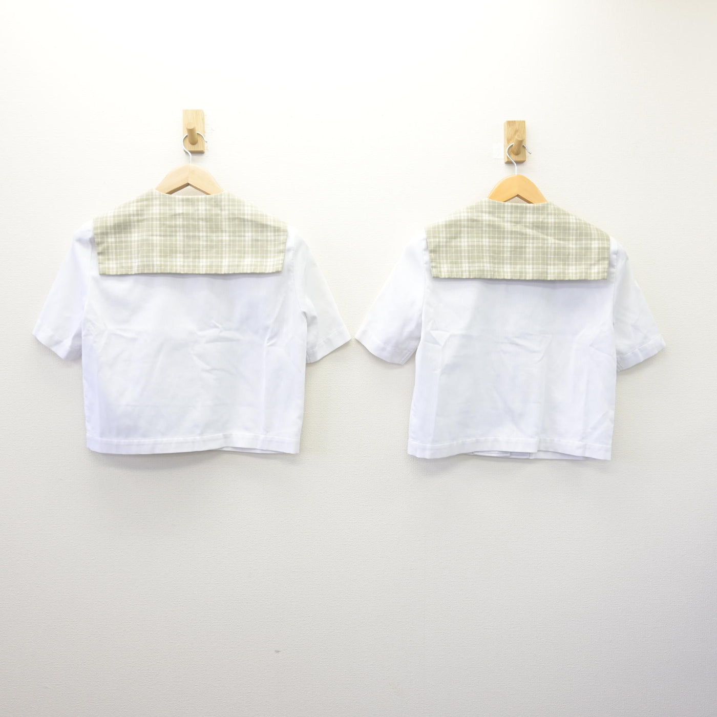 【中古】埼玉県 越谷南高等学校 女子制服 4点 (セーラー服) sf114552