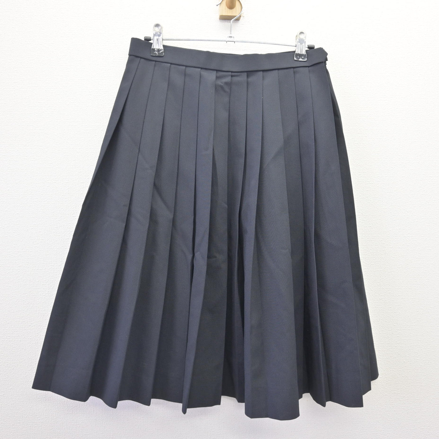 【中古】愛知県 幡豆中学校 女子制服 3点 (セーラー服・スカート) sf114554