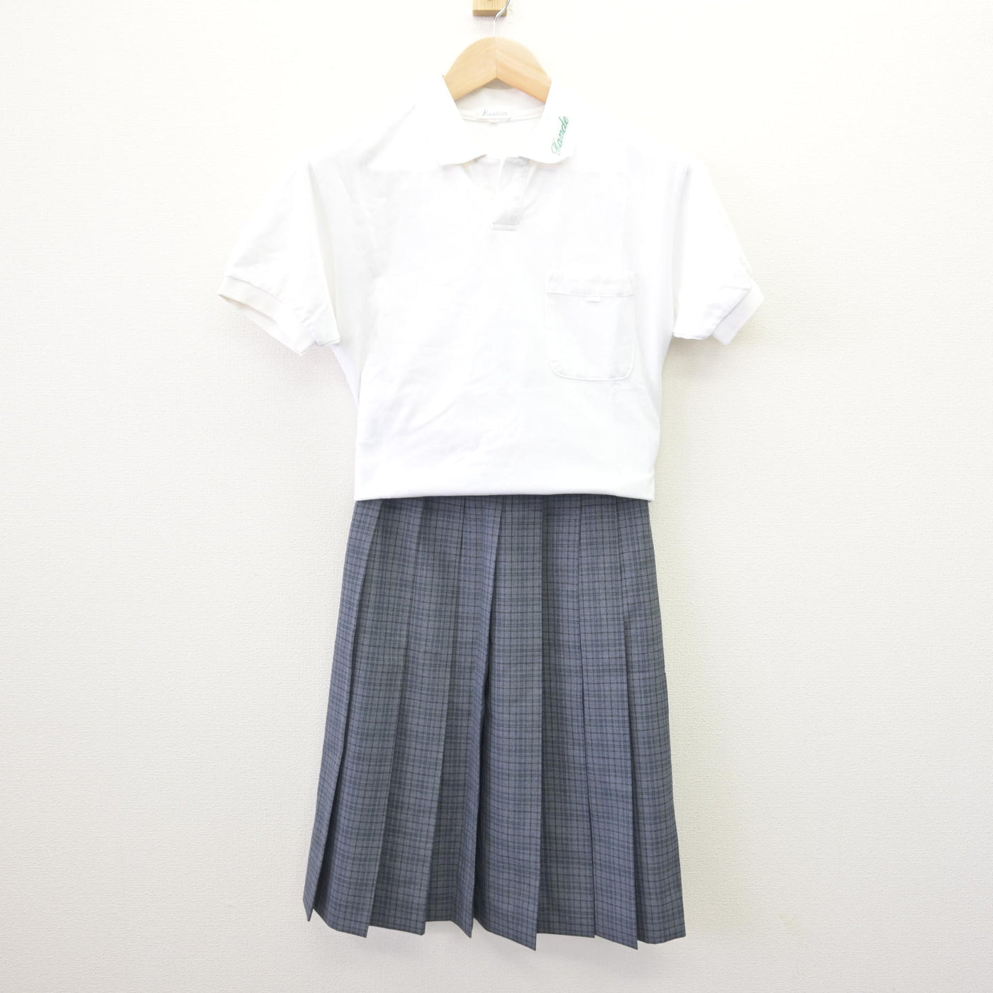 【中古】兵庫県 神出中学校 女子制服 2点 (シャツ・スカート) sf114563