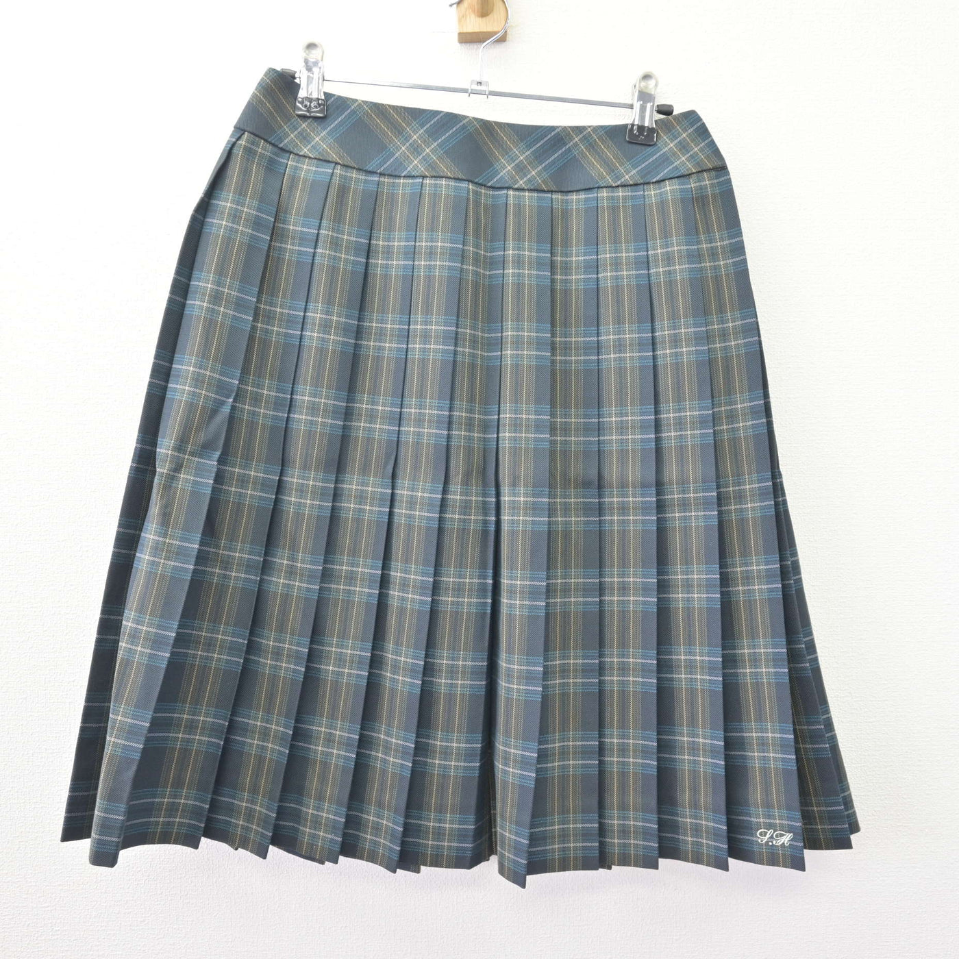 【中古】北海道 札幌西陵高等学校 女子制服 4点 (ブレザー・ベスト・シャツ・スカート) sf114565