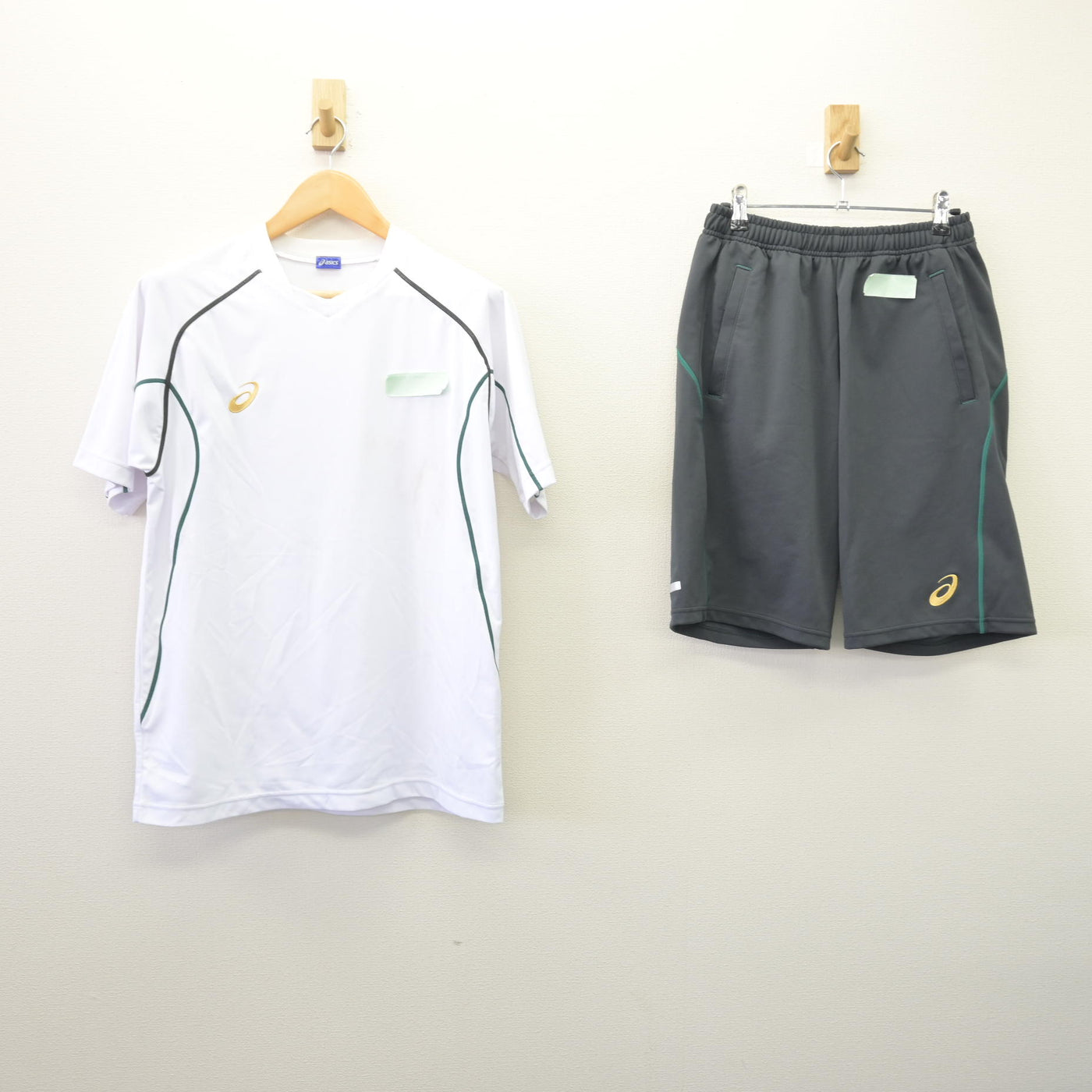 【中古】東京都 東海大学付属高輪台高等学校 男子制服 2点 (体操服 上・体操服 下) sf114575