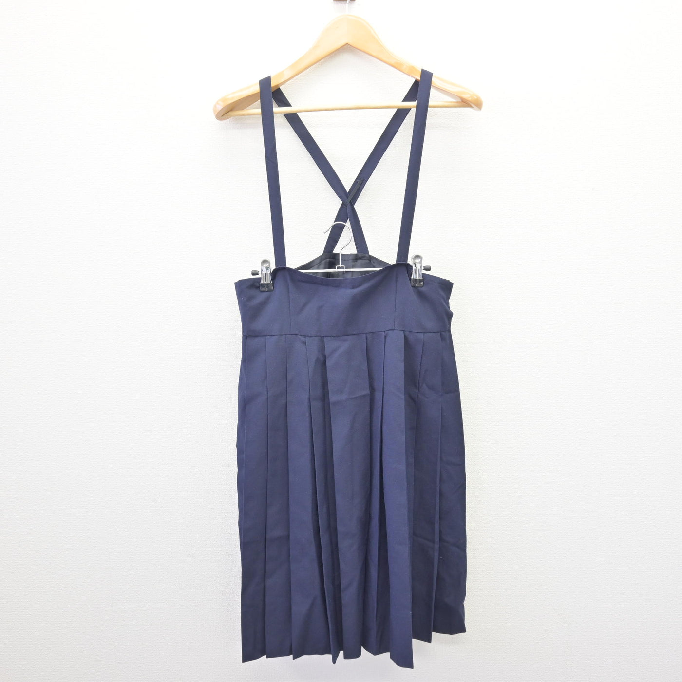 【中古】福岡県 福岡教育大学附属福岡中学校 女子制服 3点 (セーラー服・スカート) sf114582