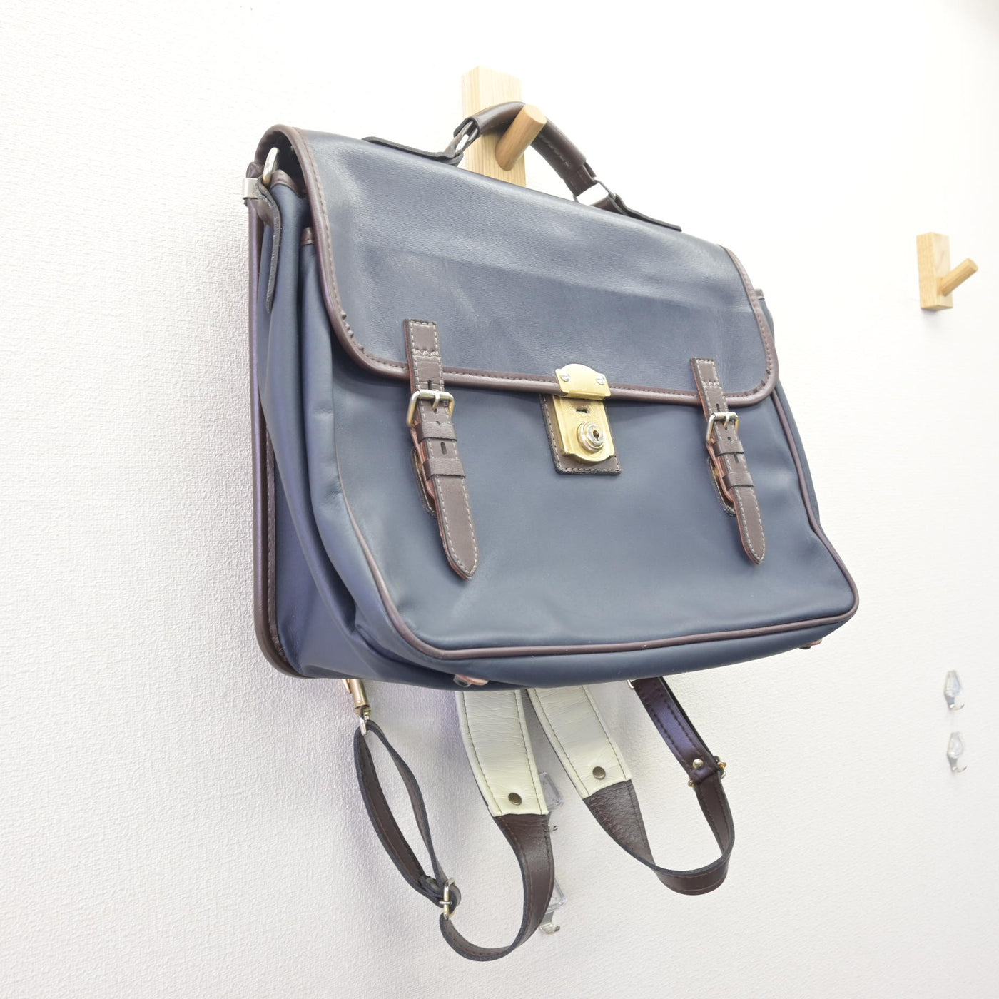 【中古】広島県 安田女子高等学校 女子制服 1点 (カバン) sf114585